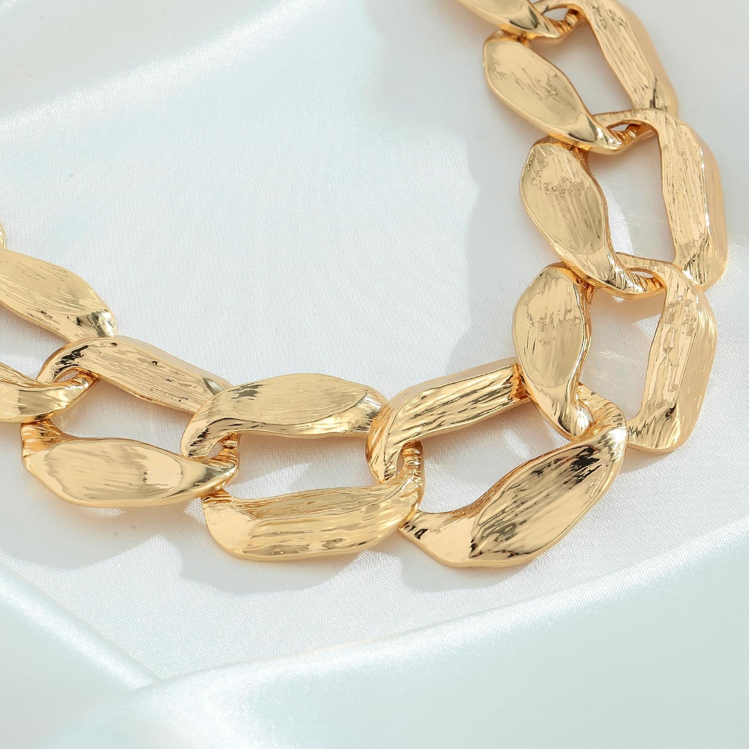 Chunky Gold Necklace for Women Trendy Thick Cuban Link Chain Wide Gold Chain Statement Necklace Punk Hip Hop Bold Fashion Jewelry