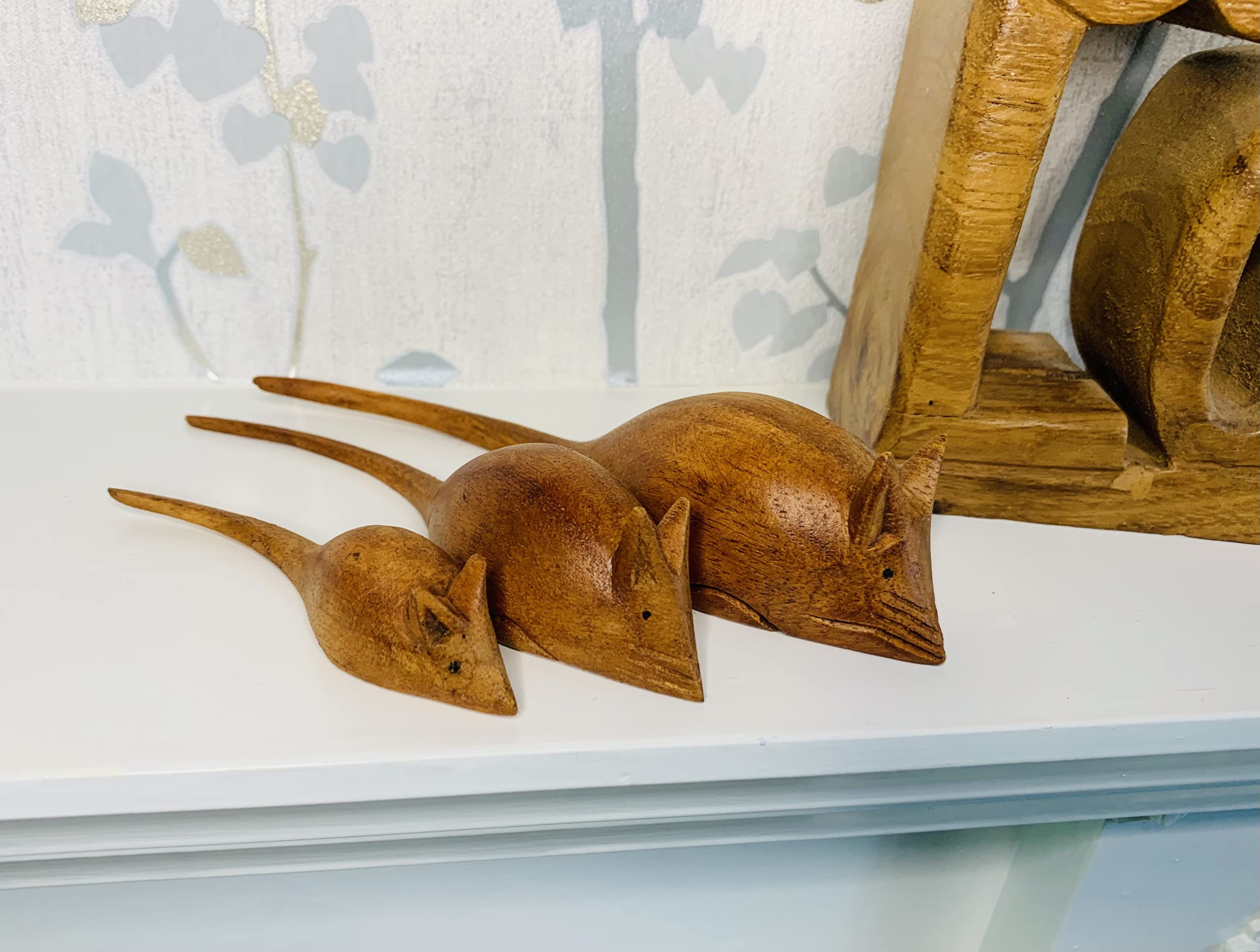 My Family House Mice Statues in Brown Wood - Hand Carved Animal Figurine - Set of 3