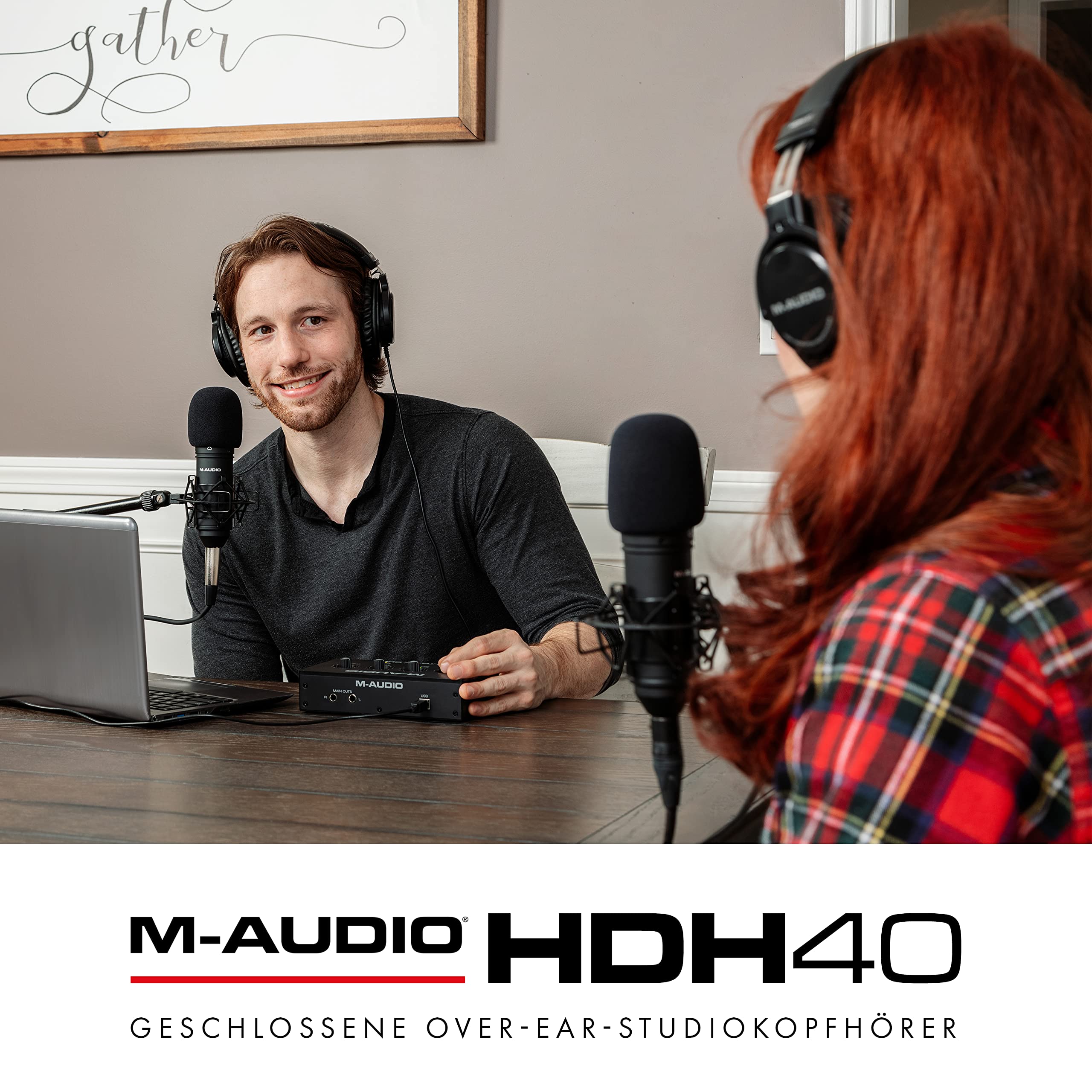 M-AUDIO HDH40 – Over-Ear Studiokopfhörer mit geschlossenem Design, flexiblem Bügel und 2.7m Kabel für Studiomonitoring, Podcasting und Recording