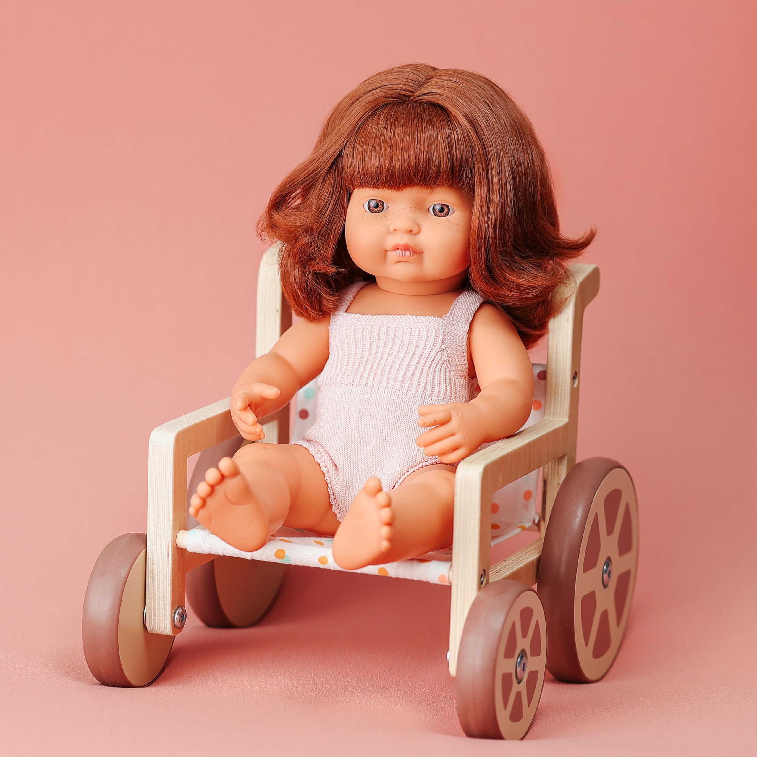 Miniland Fauteuil Roulant en matériaux écologiques pour poupées jusqu'à 38 centimètres. Inclusion.
