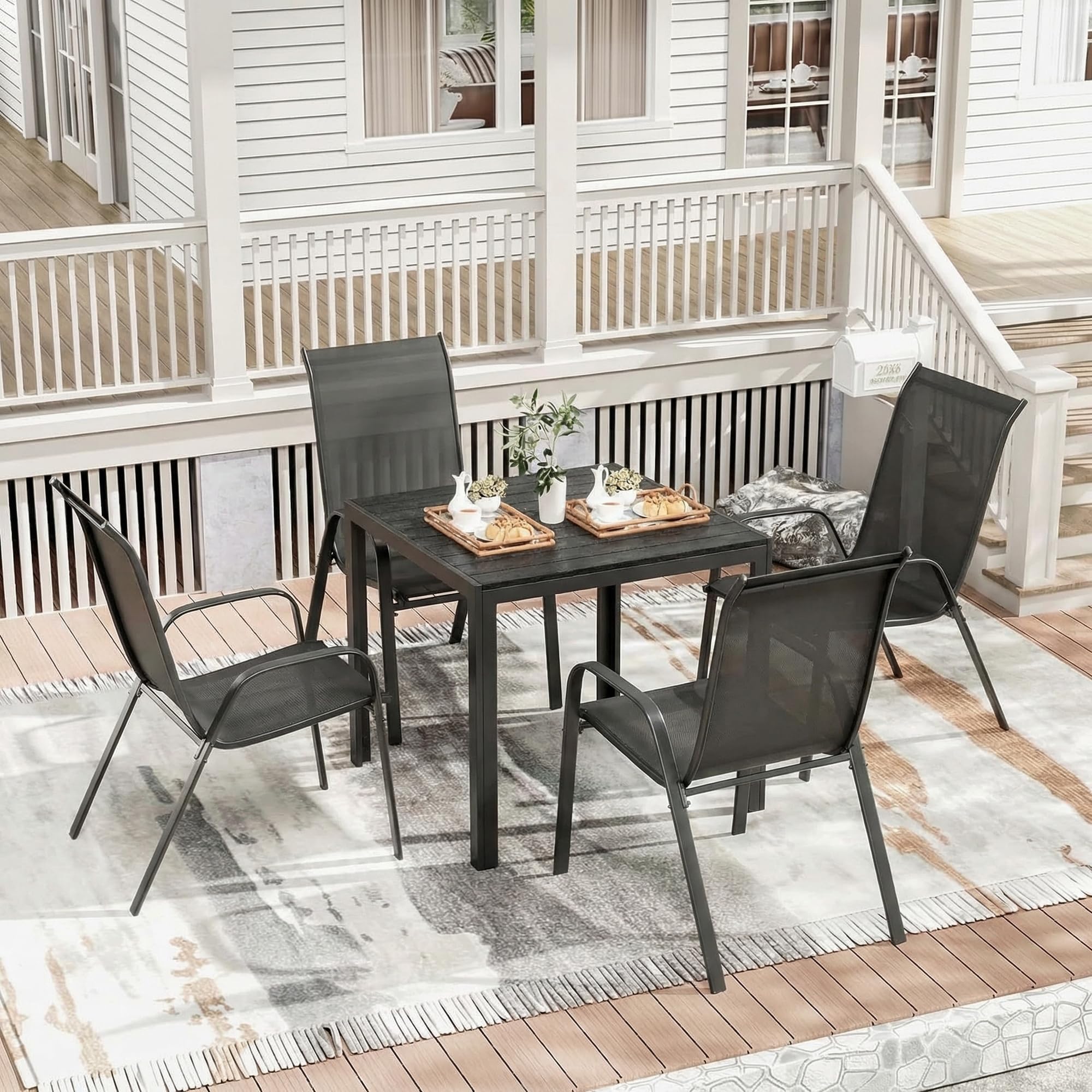 LIFERUN Gartenmöbel Set, 5-teilig, mit 4 Stapelbar Sesseln und 1 WPC Quadratischer Tisch, Balkonmöbel, Terrassenmöbel für alle Jahreszeiten, Terrasse, Garten und Außenbereich