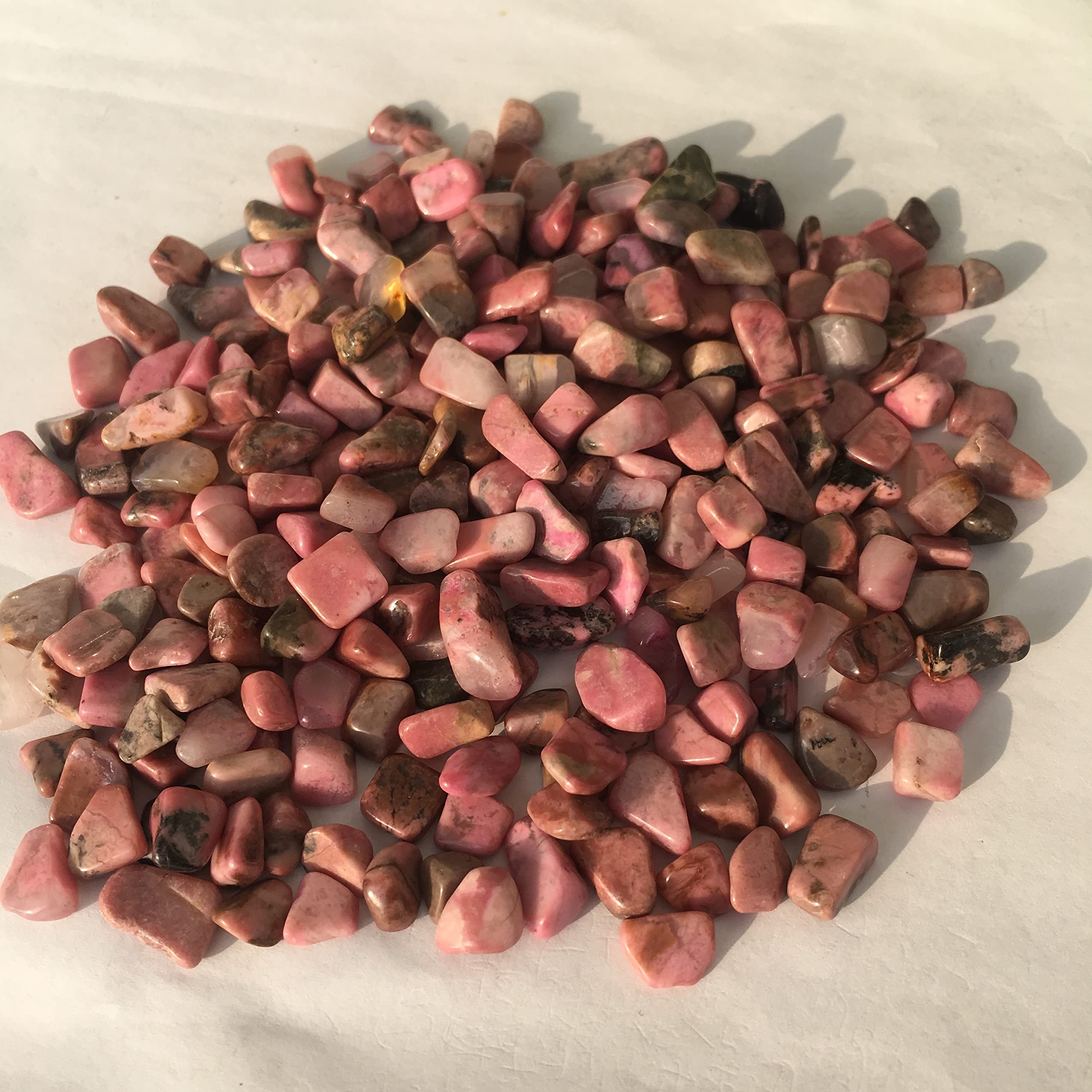 GGTAMCQT Cristal Natural, Piedra Rosa Natural, Polvo de Cristal, Grava de Cuarzo, Cristal, Acuario, Maceta, decoración de jardín LIUJUNQOYIN (Size : 1500g)