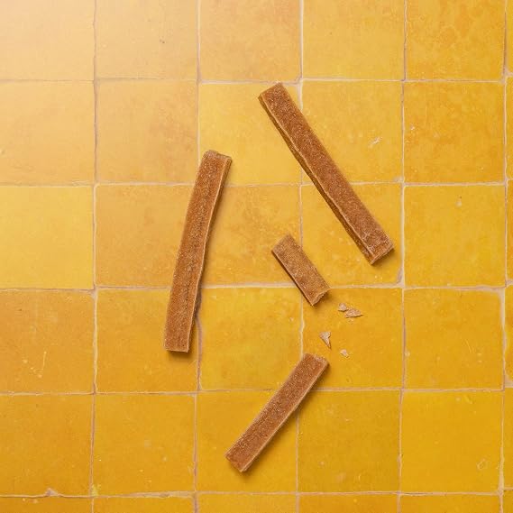 Pooch & Mutt - Cheddar Cheese Dog Dental Sticks (Small Sticks), Dog Dental Chew, for Teeth and Gums Cleaning, 1 pack of 7 sticks (packaging may vary)