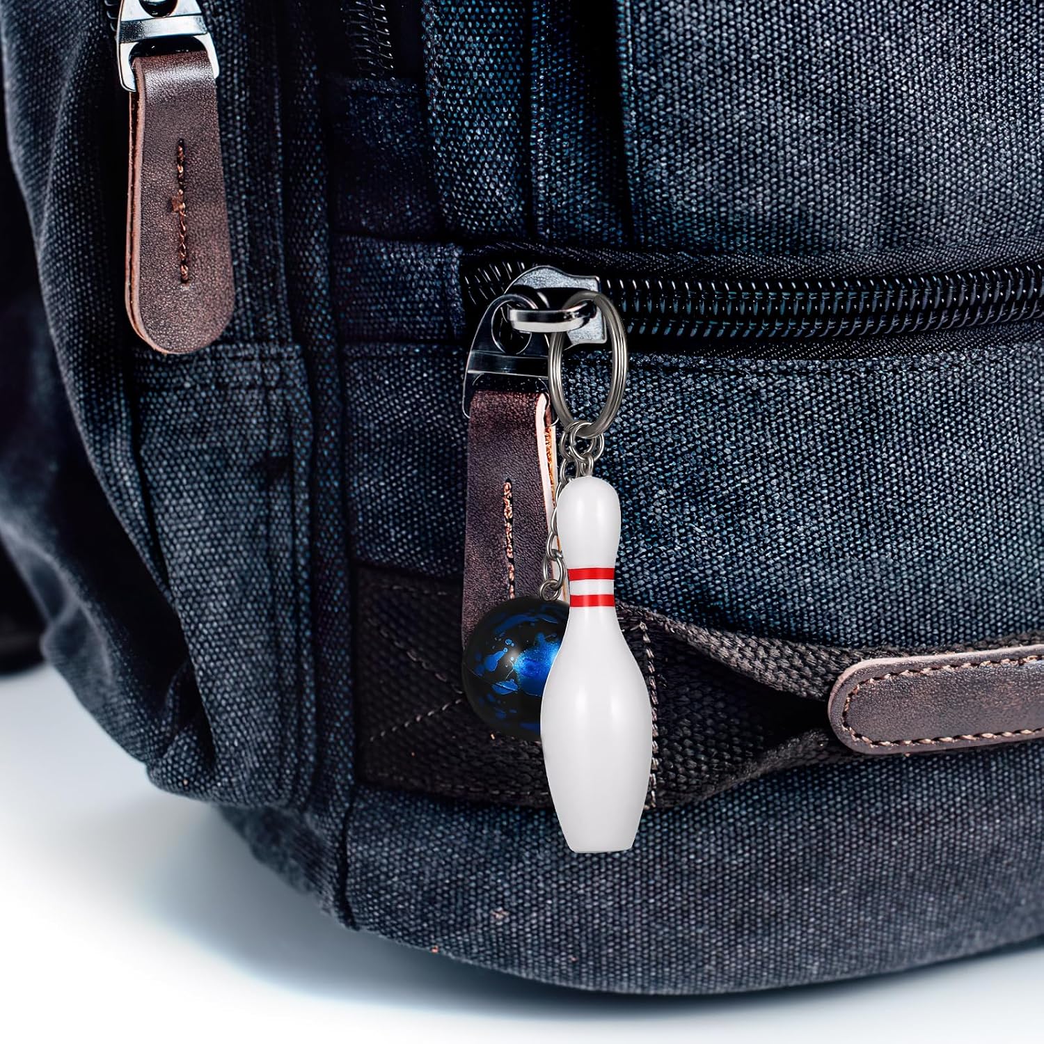Homoyoyo 10Pack Bowling Keychain, Bowling Pin Keychain Keyring Decoration Hanging Ornament Key Chains for Backpack Hook DIY Craft Accesories,Sports Souvenir Favors