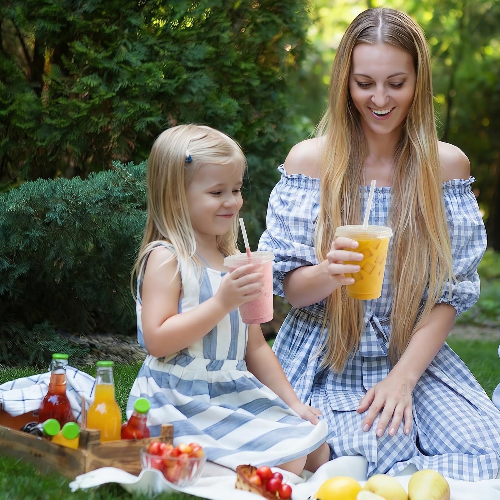 Plastikowy kubek z pokrywką i słomką, 10 sztuk kubków z tworzywa sztucznego z pokrywką i słomką, 475 ml, wielokrotnego użytku, do mrożonej kawy, smoothie, koktajli mlecznych, na kemping