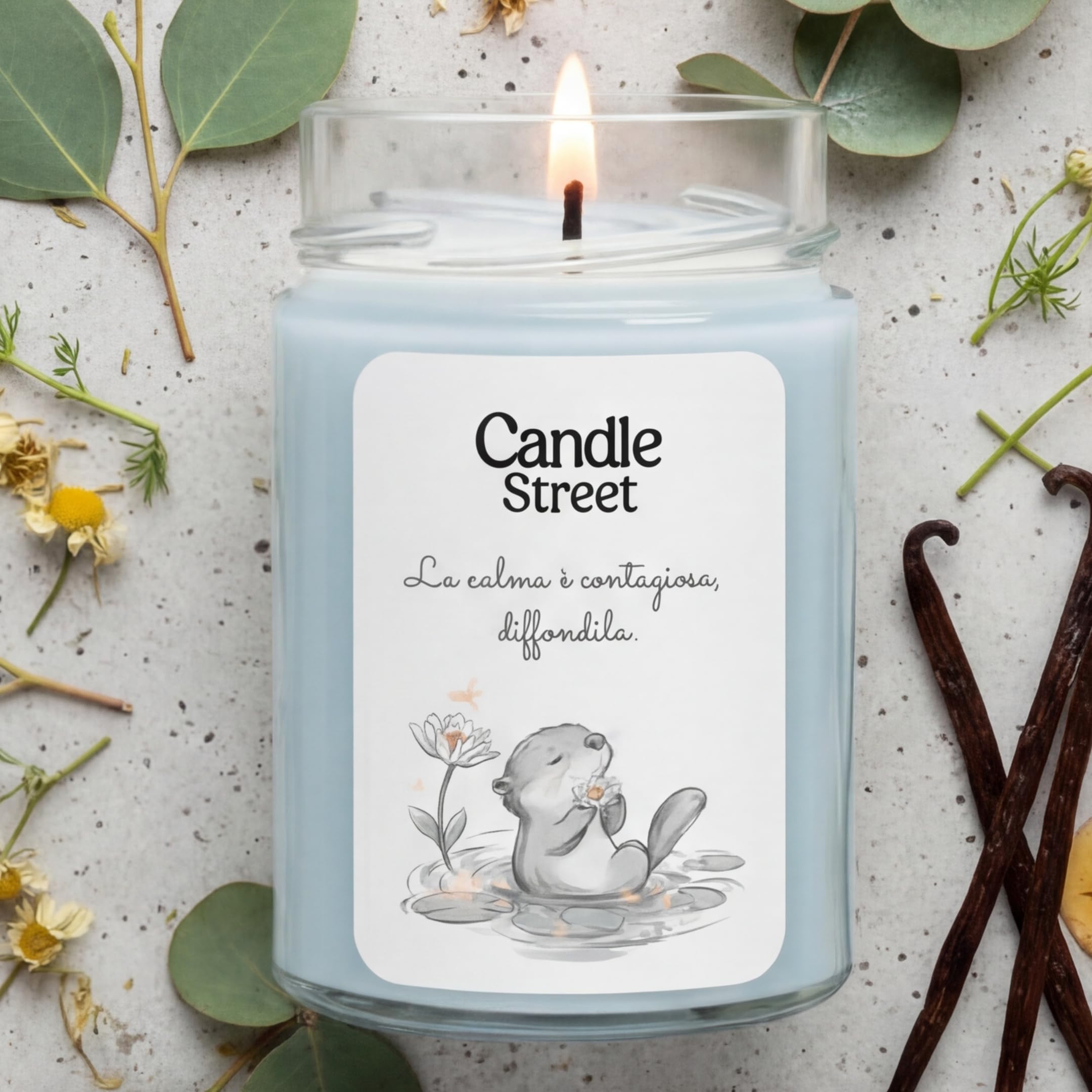 Candle Street | La Calma - entspannende Noten | handgemachte Duftkerze | Duft aus Baumwolle, Frangipani und weißem Moschus | 500 g | Lange Brenndauer 100 h | Vegan, hergestellt in Italien, Relax und