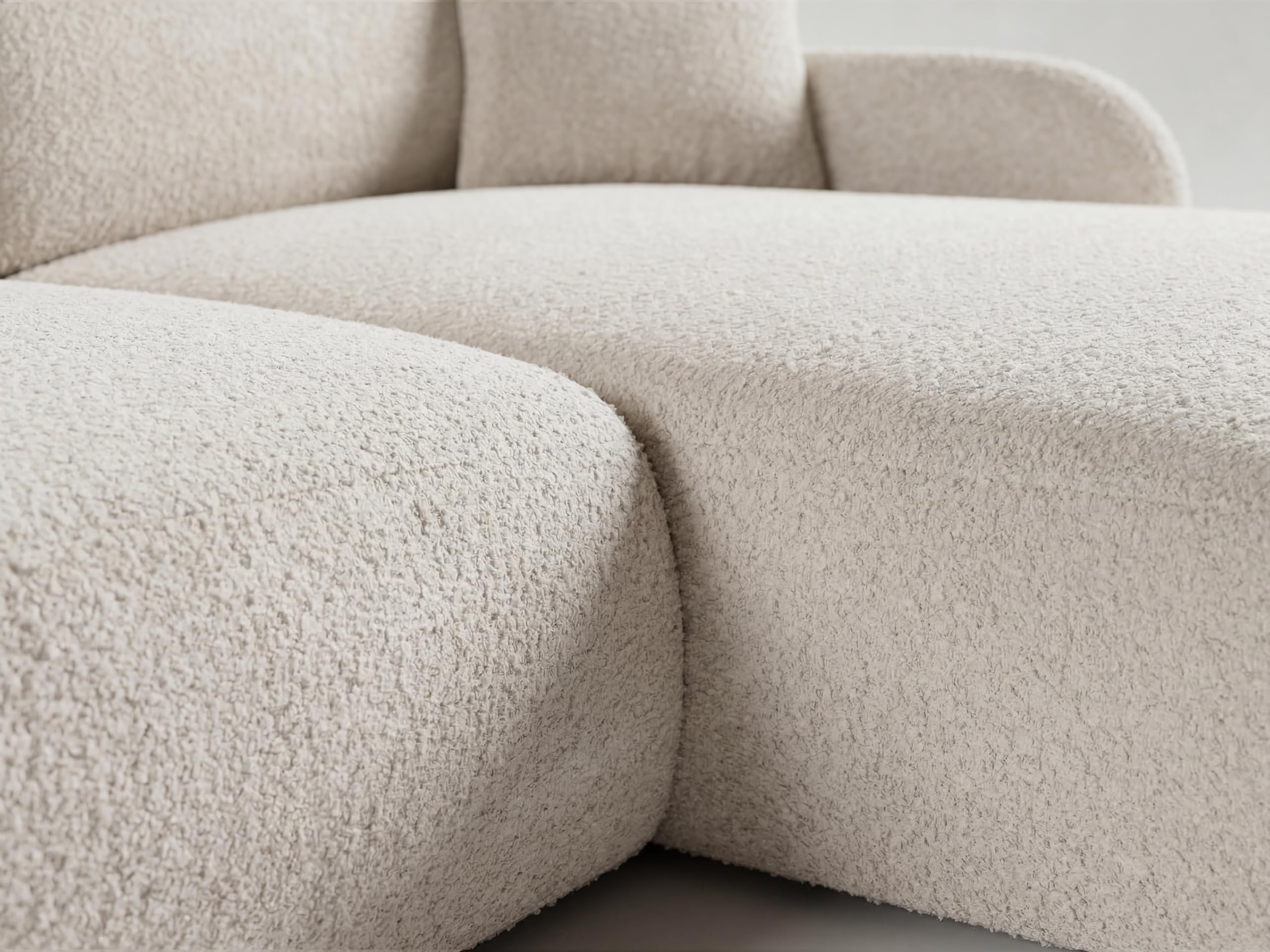 U-Form Wohnlandschaft mit Schlaffunktion 360x175 cm Bouclé Beige – Großes Schlafsofa mit Bettkasten, Moderne Couch mit Stauraum Pierr (Anthology 1)