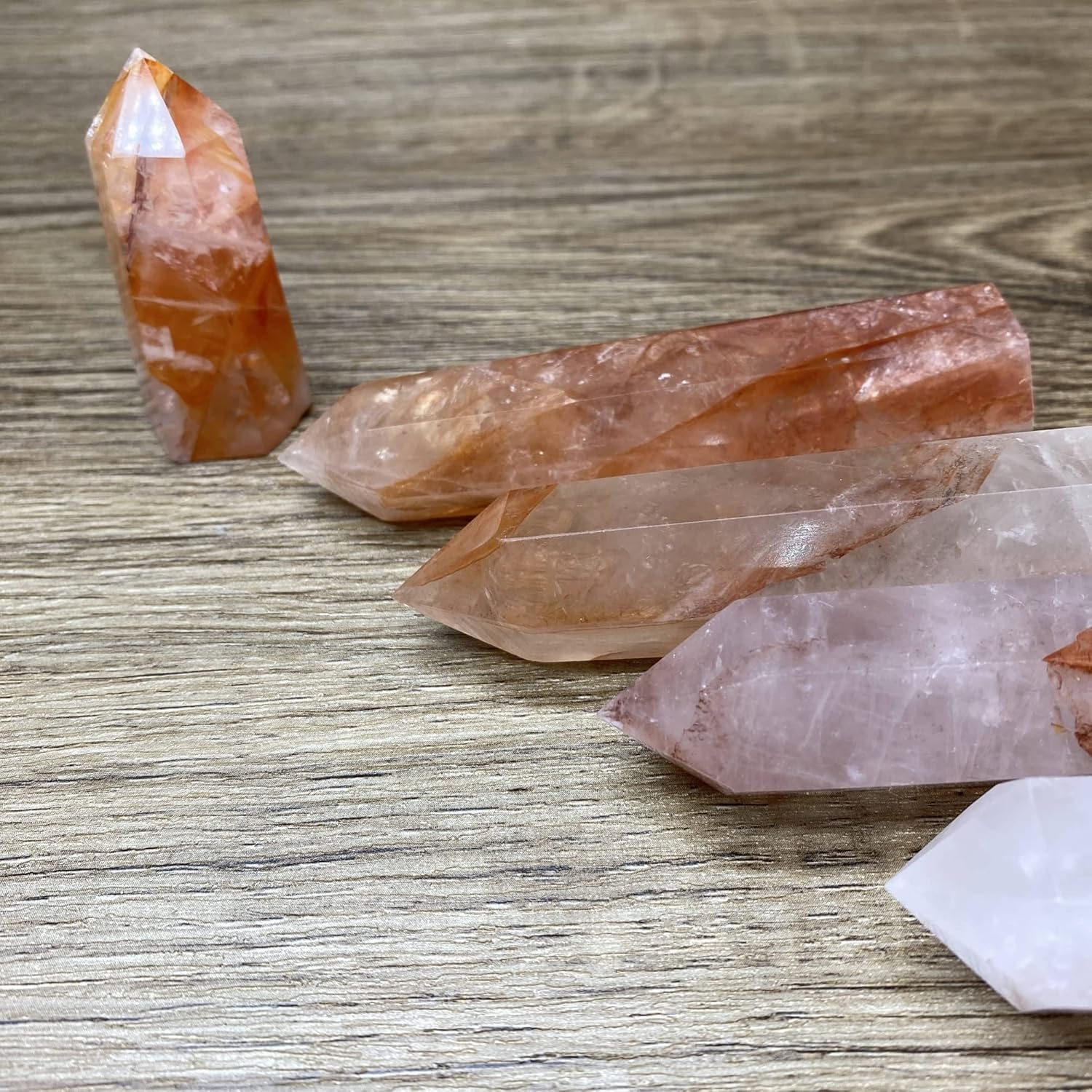 Quartz Decoration 1PC Natural Polished Red Pagoda Fire Quartz Points Can Be Used for Home Decor (Size : 11-12CM)