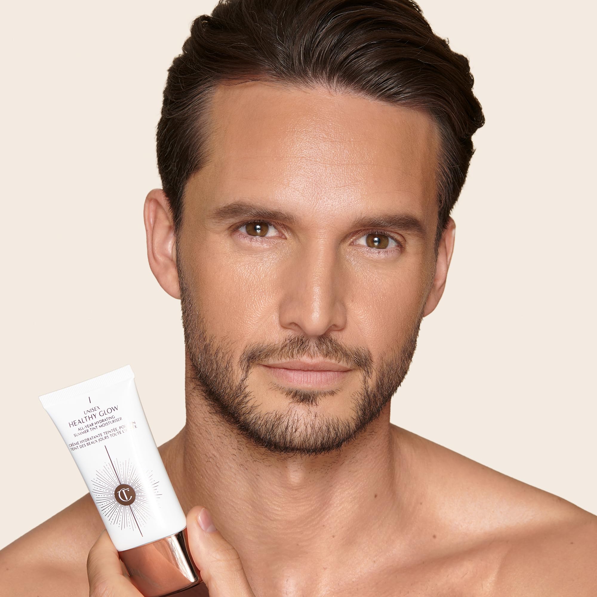 Charlotte Tilbury Unisex Healthy Glow Skin Tint - Hydrating Tinted Moisturizer Enriched with Bronzing Tan Pigments for a Natural-Looking Tan & Glowy Skin