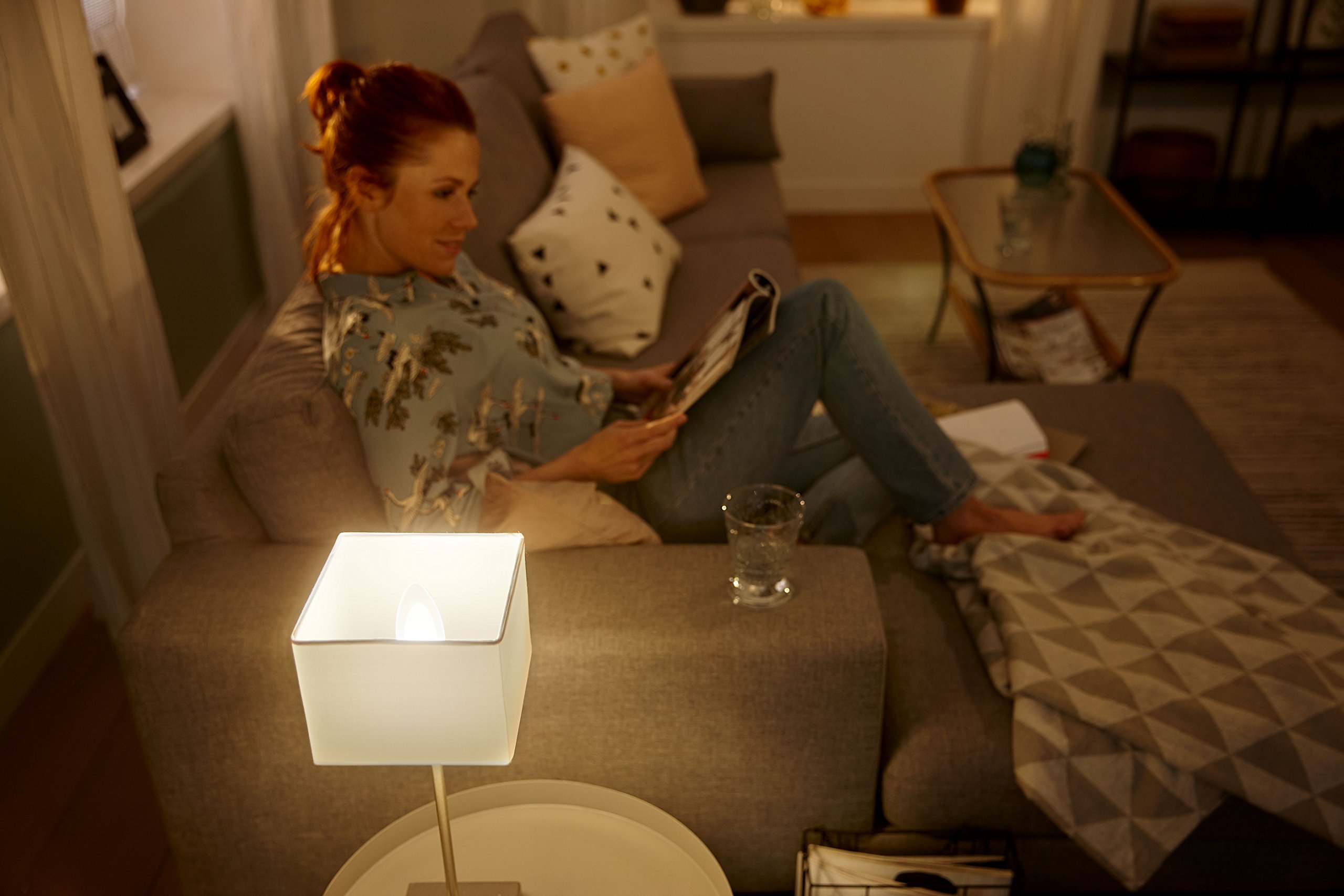 Philips Hue White Ambiance Lampadina LED Smart, Dimmerabile, Tutte le Sfumature della Luce Bianca, Compatibile con Alexa e Google Home E14, 6 W, 2 Unità
