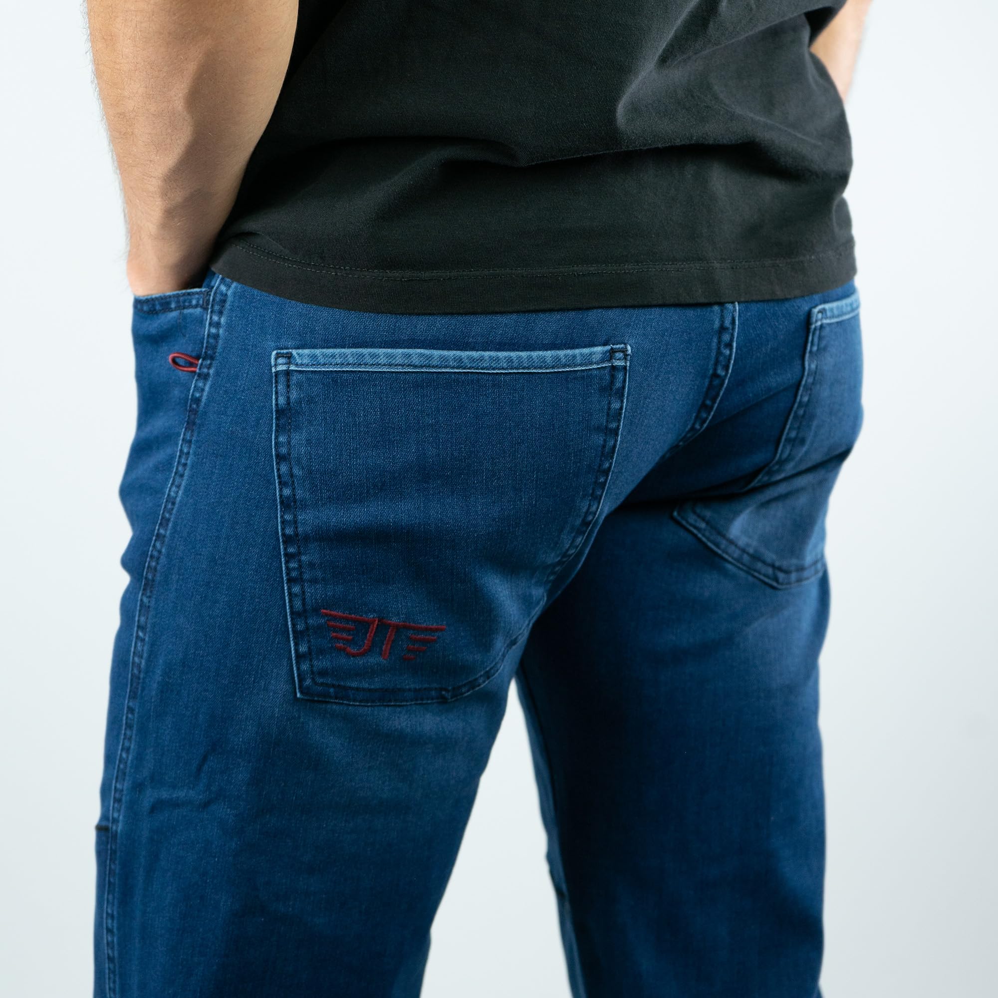 Jeanstrack Pantalón Trekking Hombre – Pantalón Escalada Elástico y Resistente – Pantalón para Senderismo – Rodillas Reforzadas y Bajos Regulables (Turia)