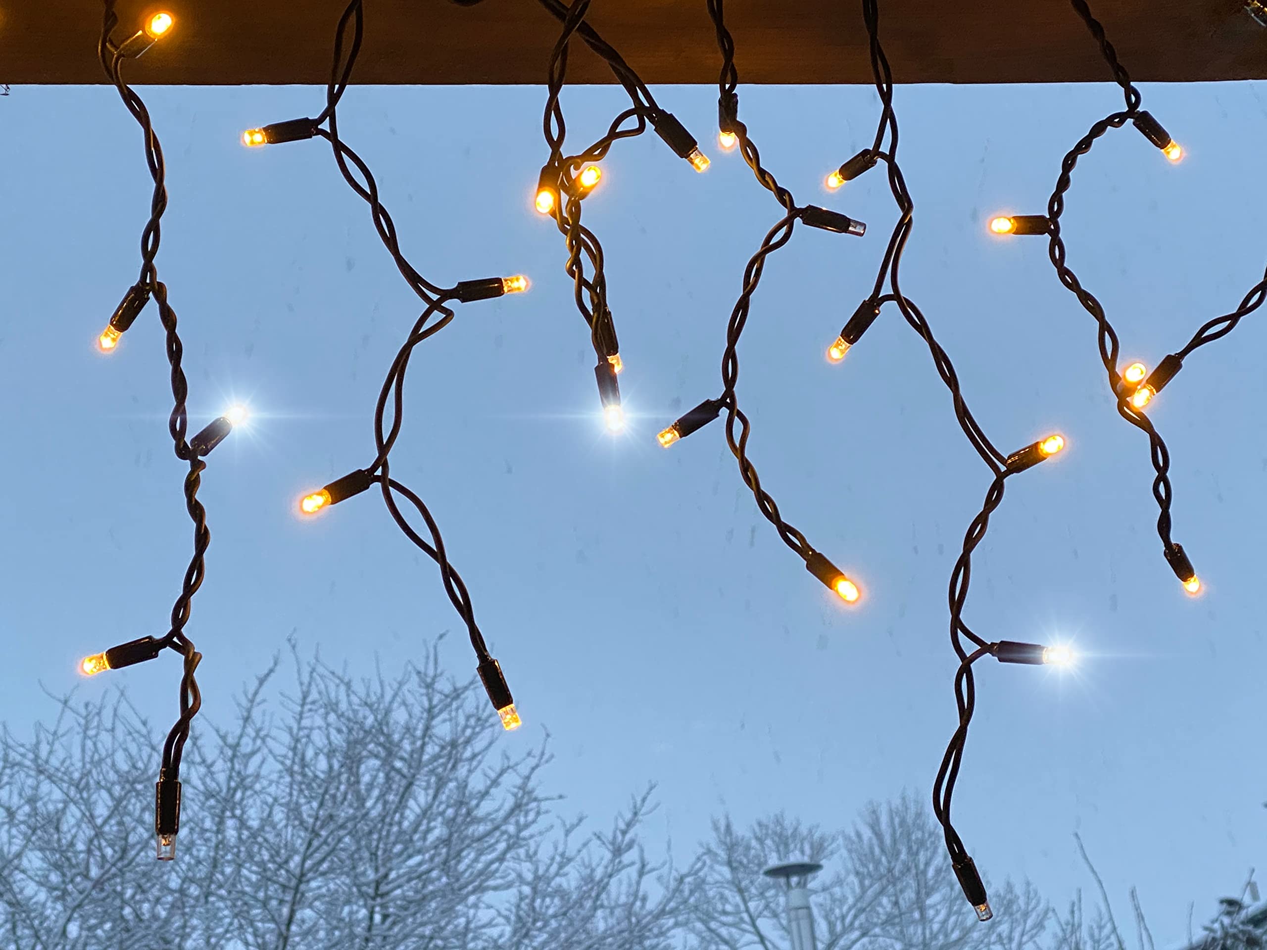 Profi Serie - LED Eisregen Lichterkette Außen, Lichtervorhang, Eiszapfen, 3m x 0.5m, 2 Segmente, Warmweiß, 10 Blinkend LED, Wasserdicht IP67, mit Netzkabel, Erweiterbar, für Dekoration