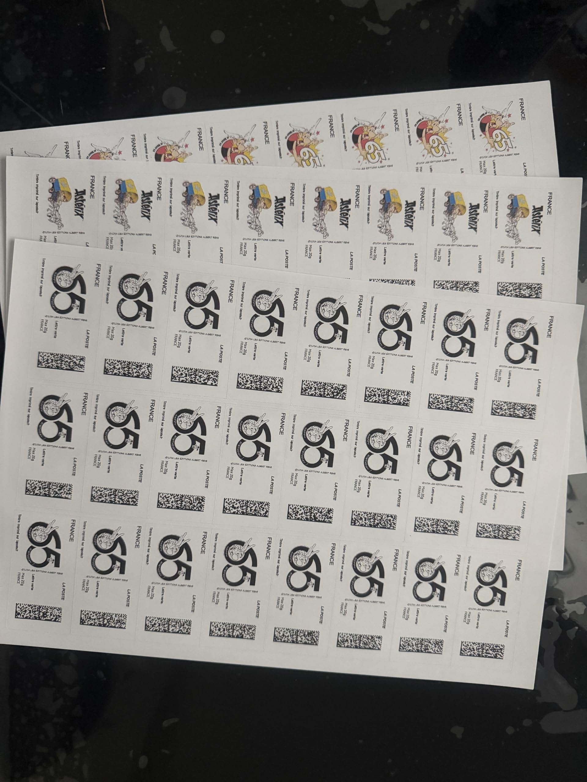 Planche de 24 timbres 20g - Timbre Poste Autocollant Neuf – Lettres vertes – Timbres Poste France Carnet - Etiquette autocollante France - modele aleatoire