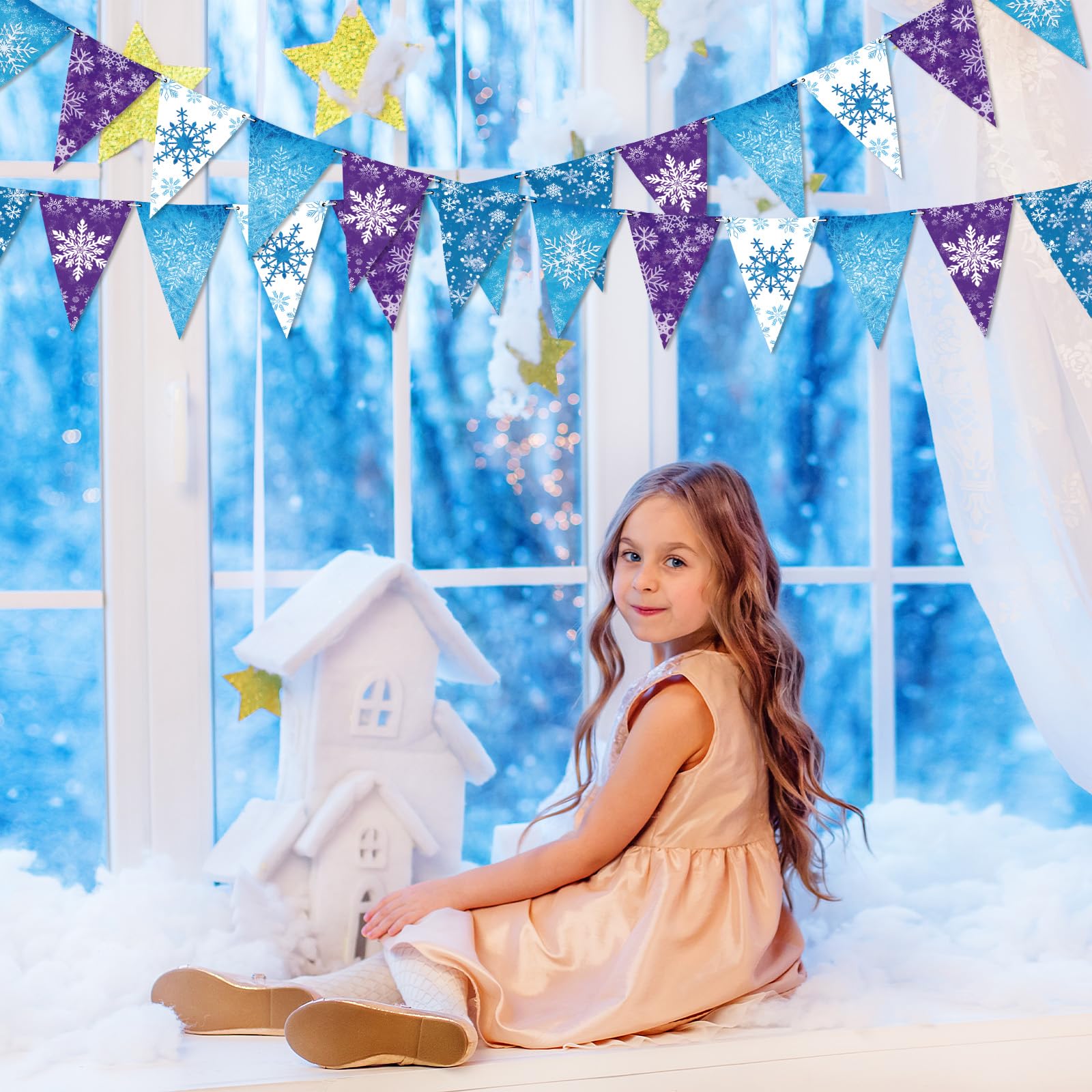 Hestya 15 m Schneeflocken Wimpelkette Banner Frozen Winter Wimpel Banner Schnee Doppelseitige Papier Dreieck Flaggen Girlande Luftschlangen für Schneeflocke Hochzeit Weihnachten Geburtstag Party