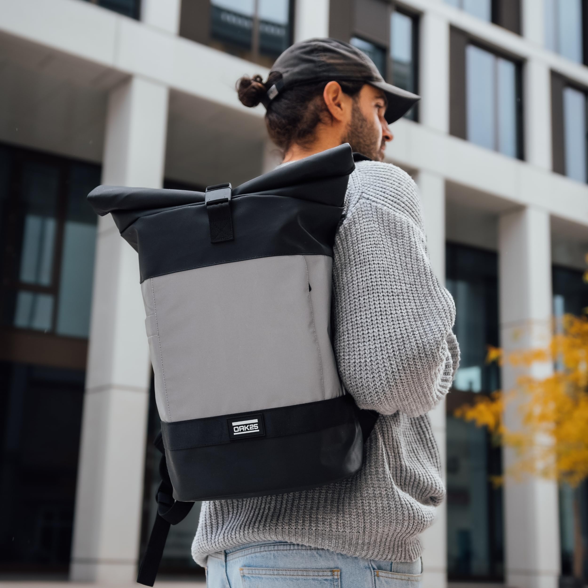 OAK25 Rolltop plecak damski i męski – Commute M – odblaskowy plecak rowerowy – wysoka widoczność i bezpieczeństwo – plecak rowerowy z kieszenią na laptopa – odporny na działanie wody