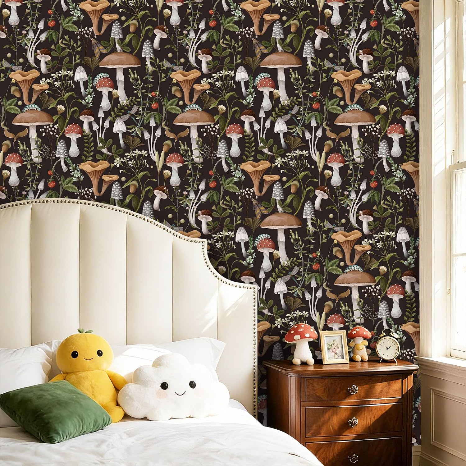 YENHOME Vintage Mushroom Peel and Stick Wallpaper 17.5" x10ft Removable Boho Floral Contact Paper with Repeated Pattern for Bedroom, Bathroom, Nursery & Kids Room, Waterproof Textured Wall Décor
