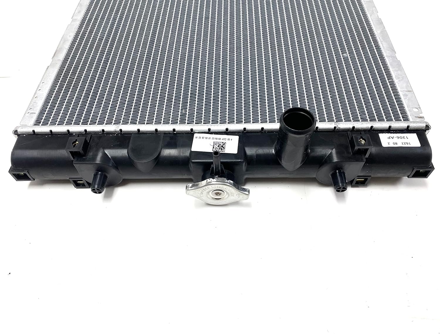 Arko Radiator Fits Kubota Tractors L2600 L2800 L3000 L3400 L4300 Replacement TC020-16000