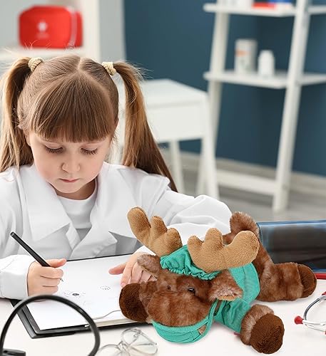Miniatura 7 de DolliBu Peluche de doctor de alce mentiroso marrón, disfraz de médico de alce súper suave con bonito uniforme y traje de gorra, regalo con