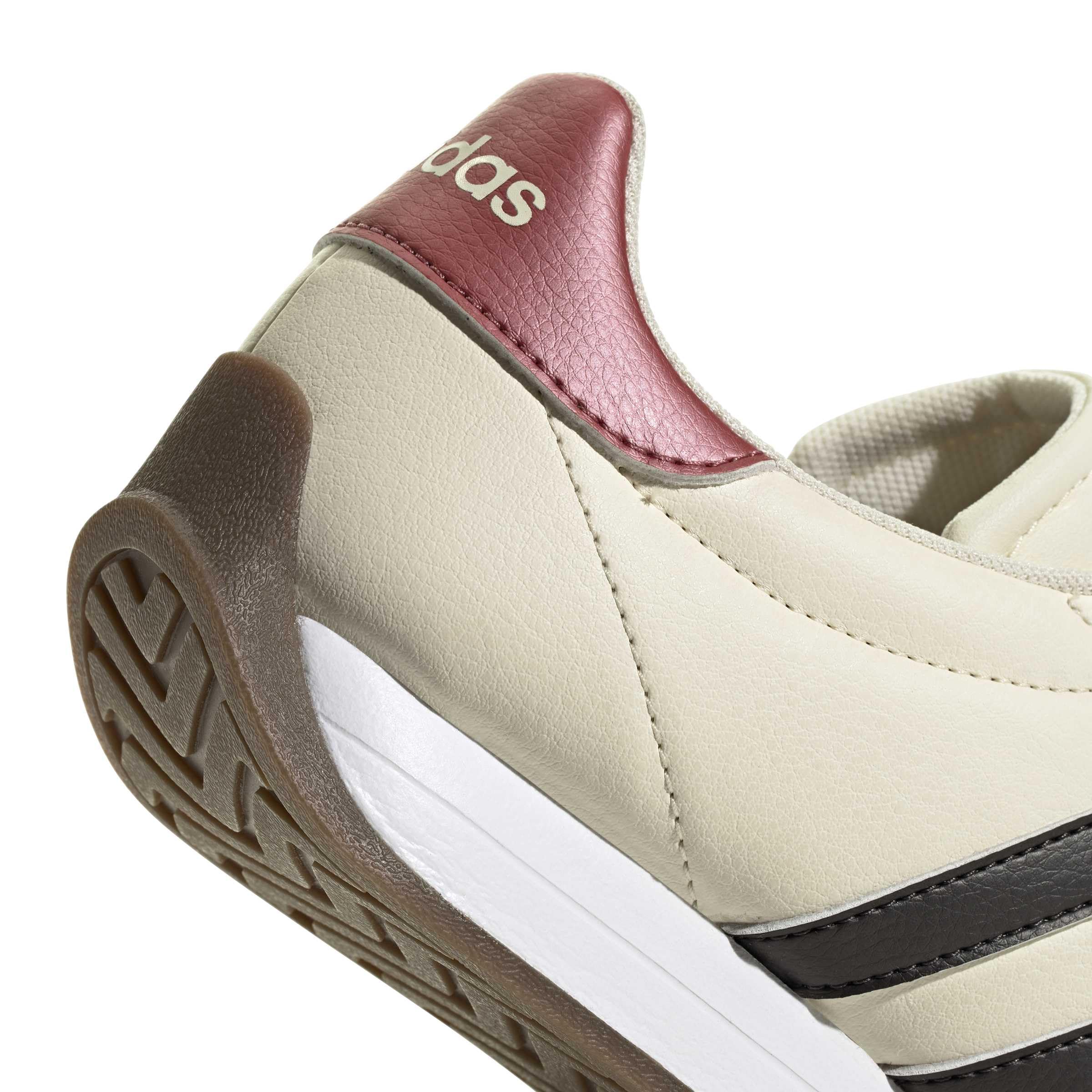 adidas Women's Zapatilla RUNVISTA