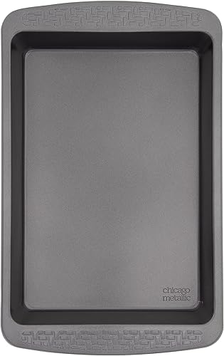 Miniatura 9 de Chicago Metallic Molde antiadherente para tartas y brownies. Perfecto para hacer pasteles tradicionales, guisos, macarrones y queso, y más