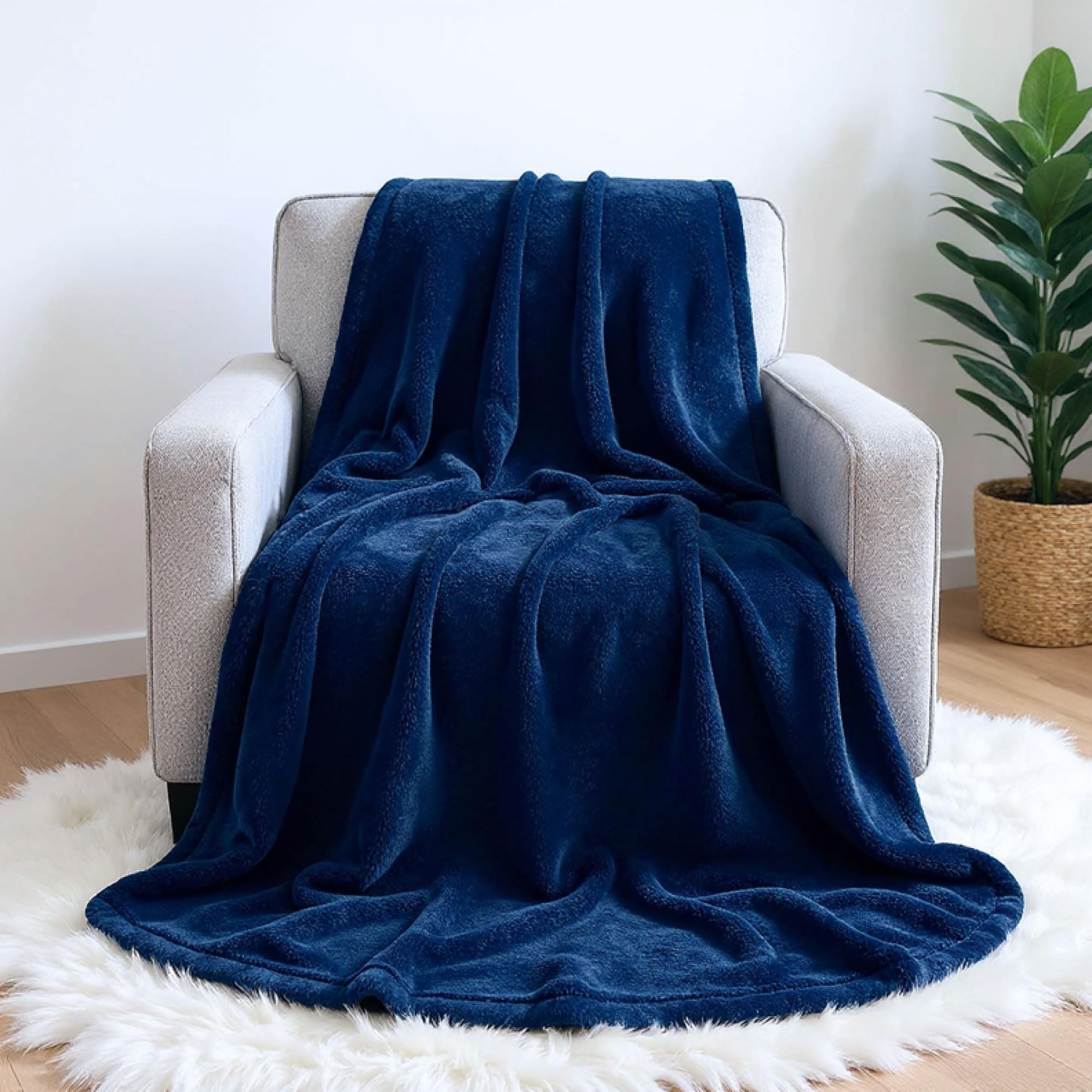小物 HUMAN MADE HEART FLEECE BLANKET NAVY 🧣HUMAN MADE HEART FLEECE BLANKET ✔️134x80cm，BLACK