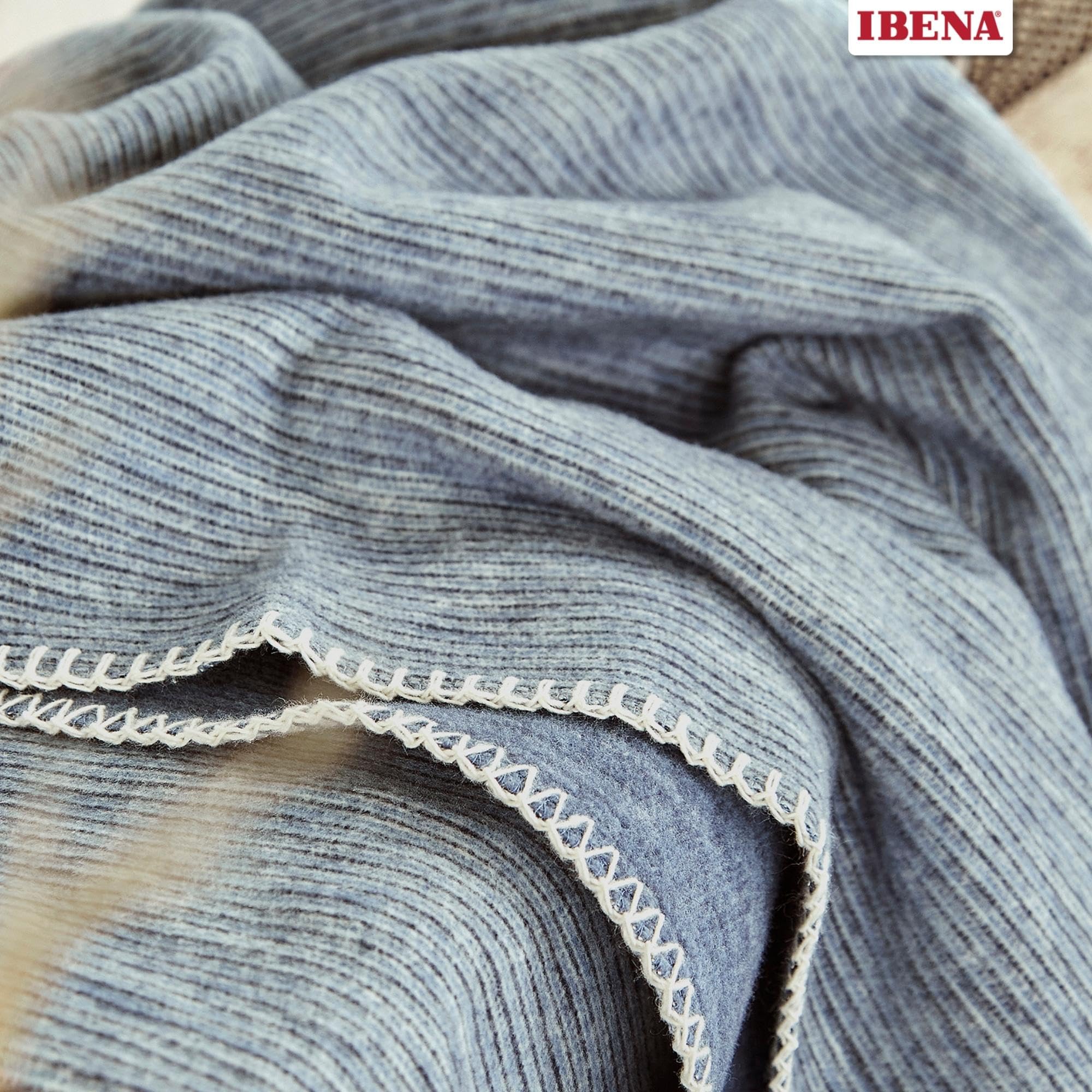 Ibena Wollen deken Lausanne 140x200 cm - katoenen deken rood van biologisch katoen, zomerdeken aangenaam zacht en licht, Made in Germany : Ibena
