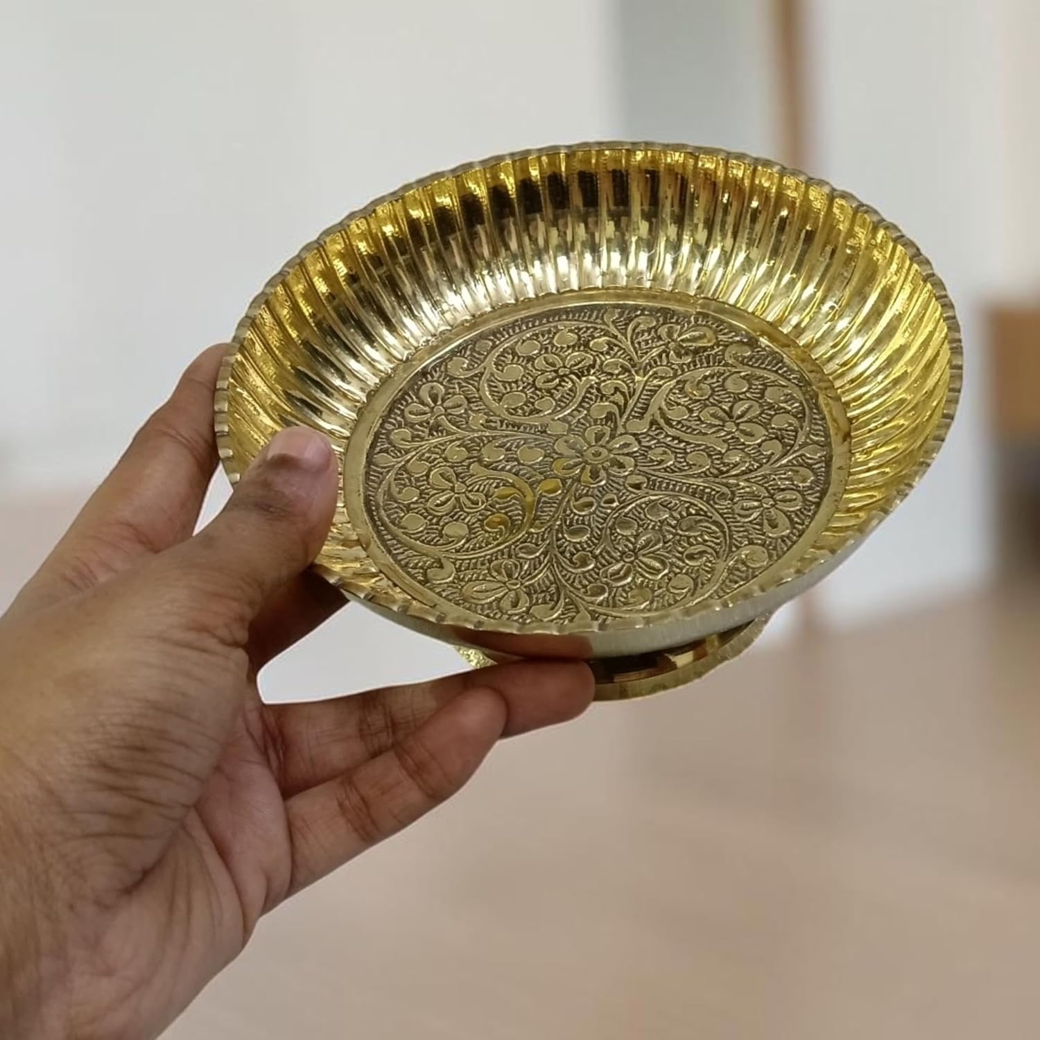 Handcrafted Brass Pedestal Fruit Bowl 5.5 Inch 320gram – Decorative Serving Bowl for Dry Fruits, Snacks, Candy & Sweets | Vintage Brass Centerpiece for Dining Table, Kitchen, Home Décor