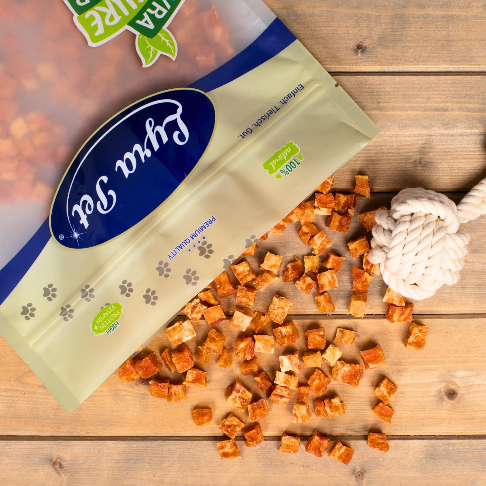 Lyra Pet® 5 kg Hühnerfleischwürfel mit Fisch - Kausnack für Hunde