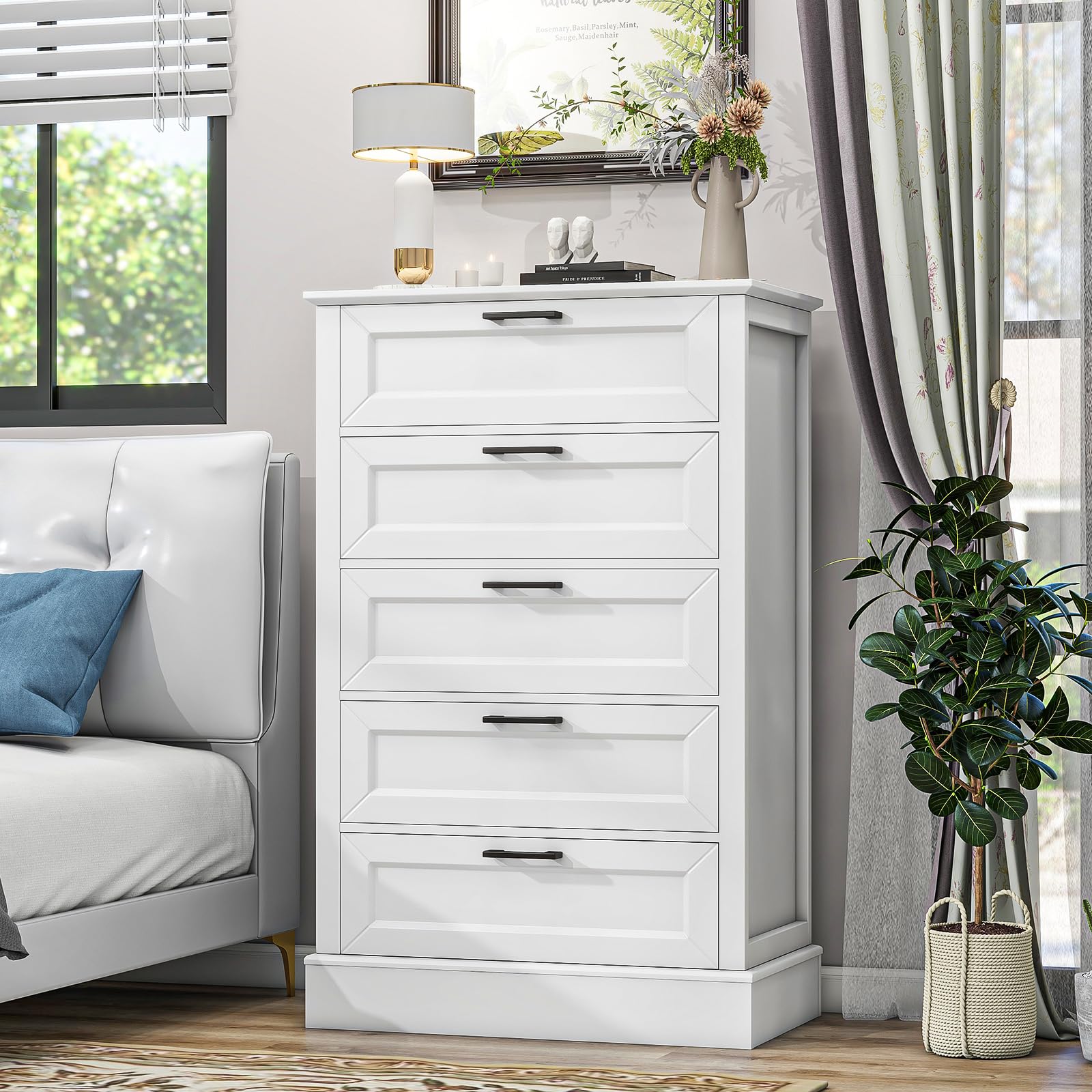 ZLWJGY White Dresser for Bedroom, Wood Dresser with 5 Drawers, Chest of Drawer for Bedroom Living Room Entryway Hallway, Modern Farmhouse Style Black Handles 47