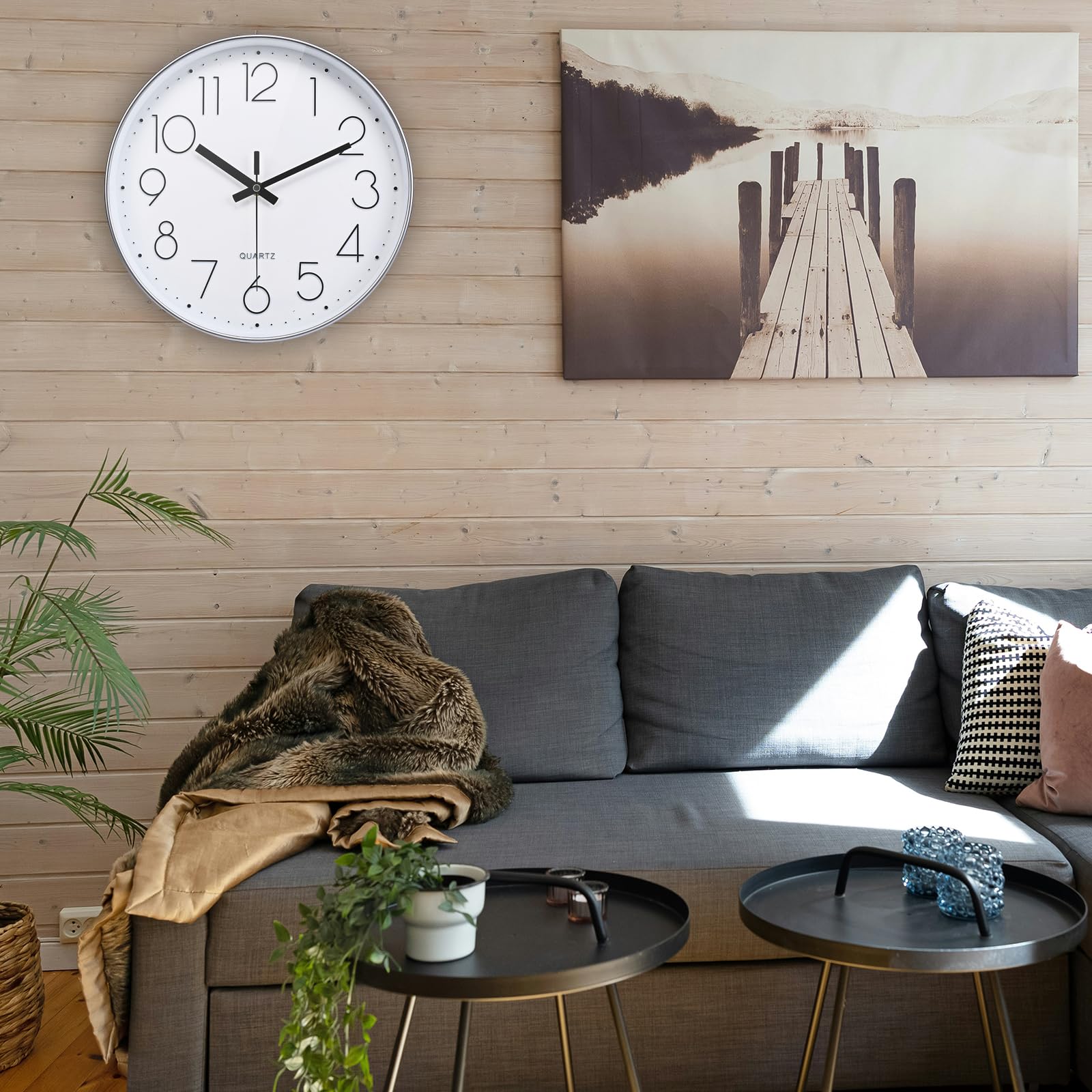 Amazon.co.jp: Jomparis 壁掛け時計 おしゃれ シルバーホワイト 白文字