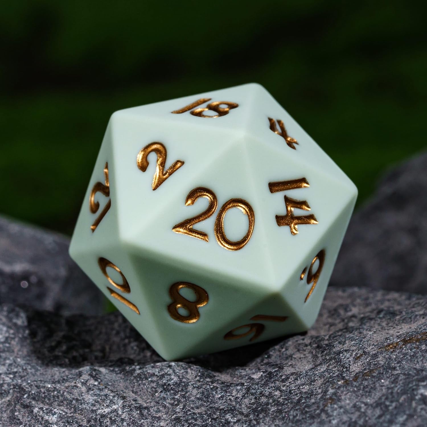7-Die Silicone DND Dice, Polyhedral Dice D&D Dice Set, Round Edges Soft Perfect Bouncer for D&D RPG Bar Pub Club Classroom Party Games（Light Blue w/Gold Numbers）