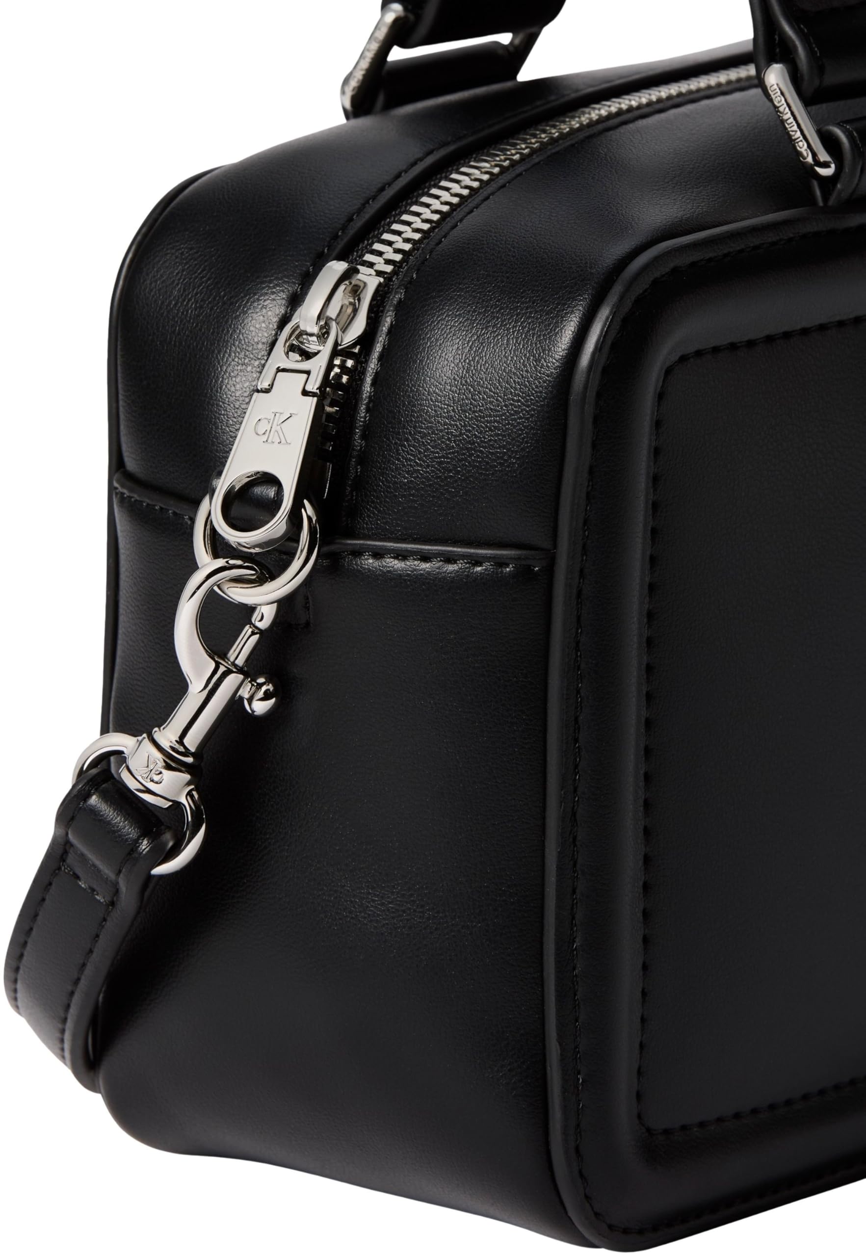 Calvin Klein Bold Ck Bauletto Crossbody Lv04f3411g - Crossover Mujer