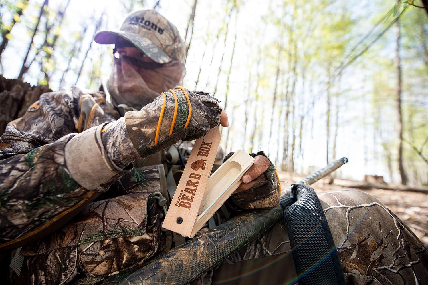 Flextone Hunting Realistic Sounds High Pitch Compact Base Two-Sided Design Beard Box Turkey Game Call