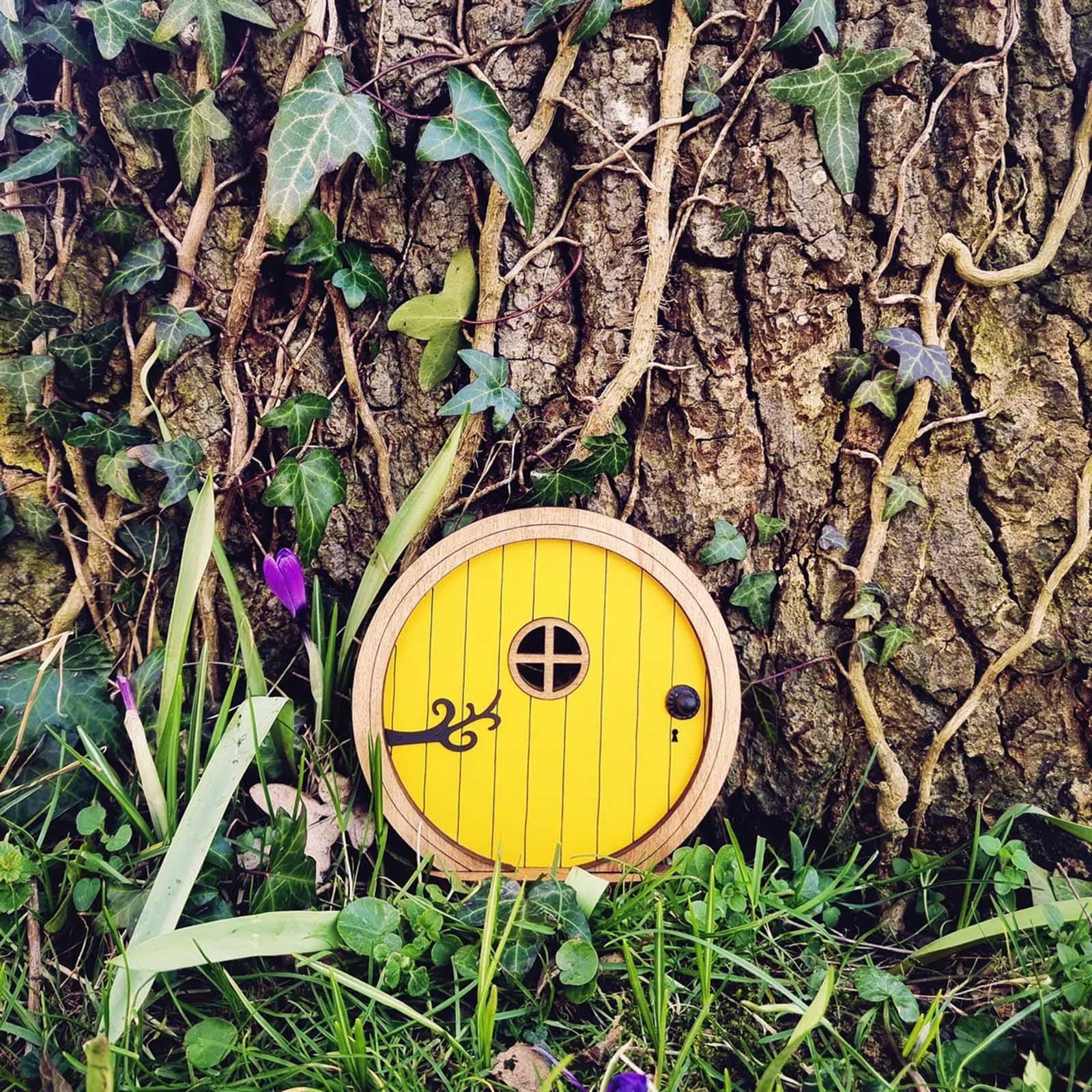 6 Pcs Portes de Fée pour Arbre, Porte de Gnome Porte Miniature Figurine Porte Miniature Jardin de Fée pour Décoration de Coffre d'Arbre Extérieur, Ensemble de Décoration en Bois Mini