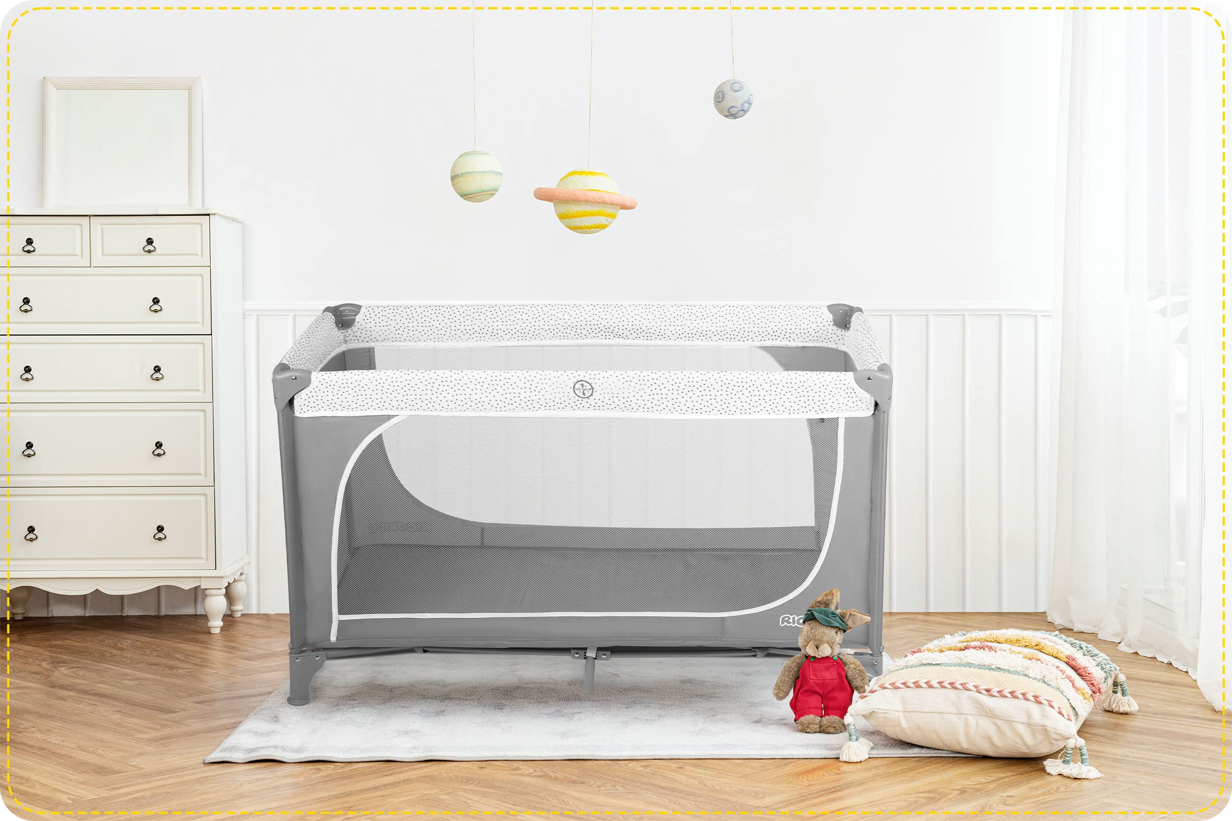 Ricokids Łóżeczko turystyczne dla niemowląt z materacem 123,5 x 65 x 76 cm do 15 kg 2 koła z hamulcami Szare