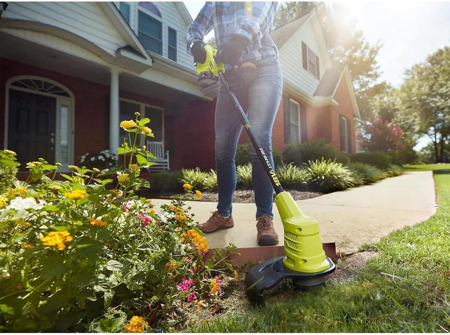 RYOBI ONE+ 18 Volt 10 in. Cordless Battery String Trimmer