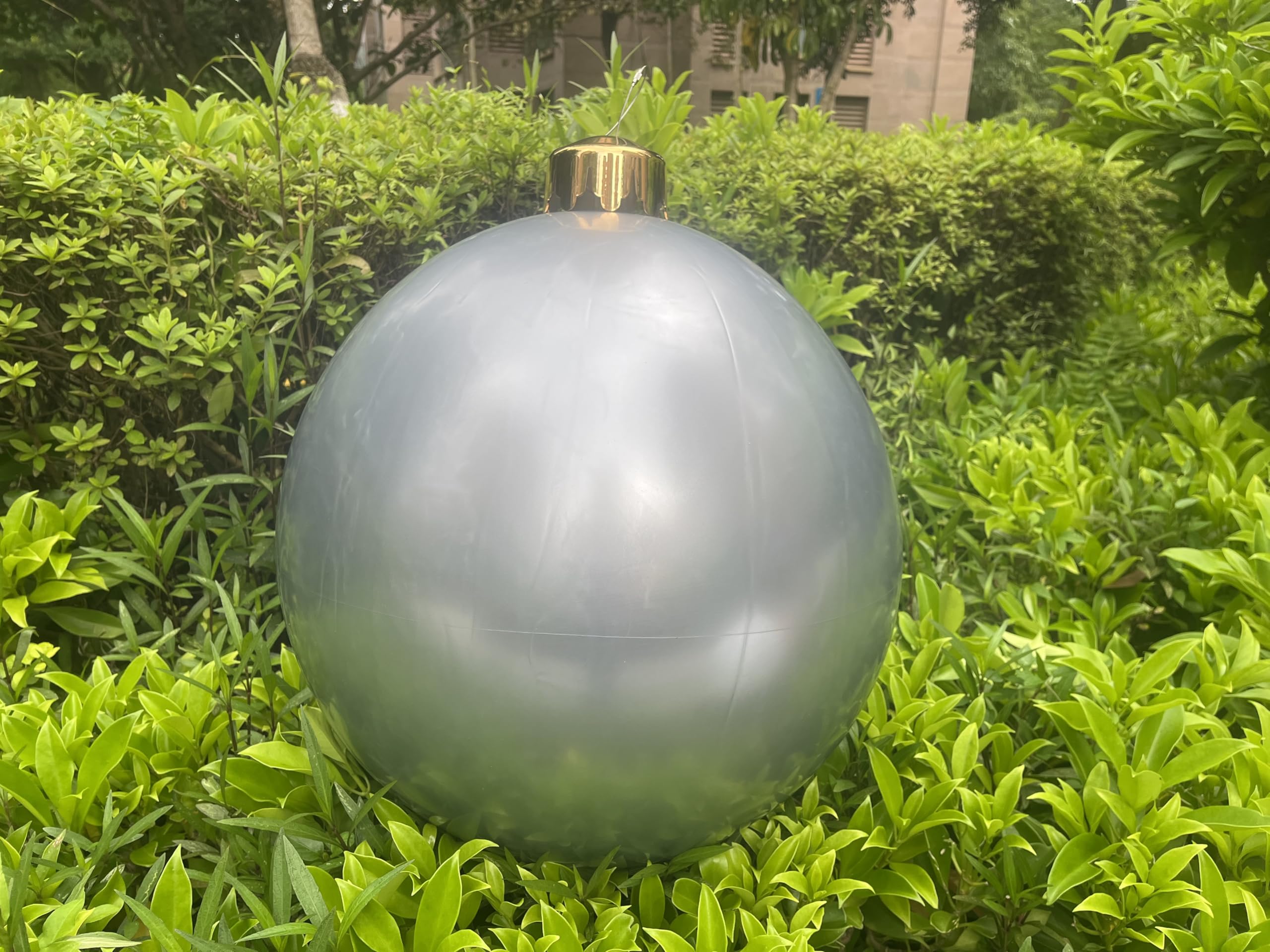 Lot de 2 grandes boules décoratives gonflables - Grandes boules de Noël - Boule d'arrangement de fête de jardin - Boules géantes pour mariage, festivals, décorations de Noël - Boules de cour à