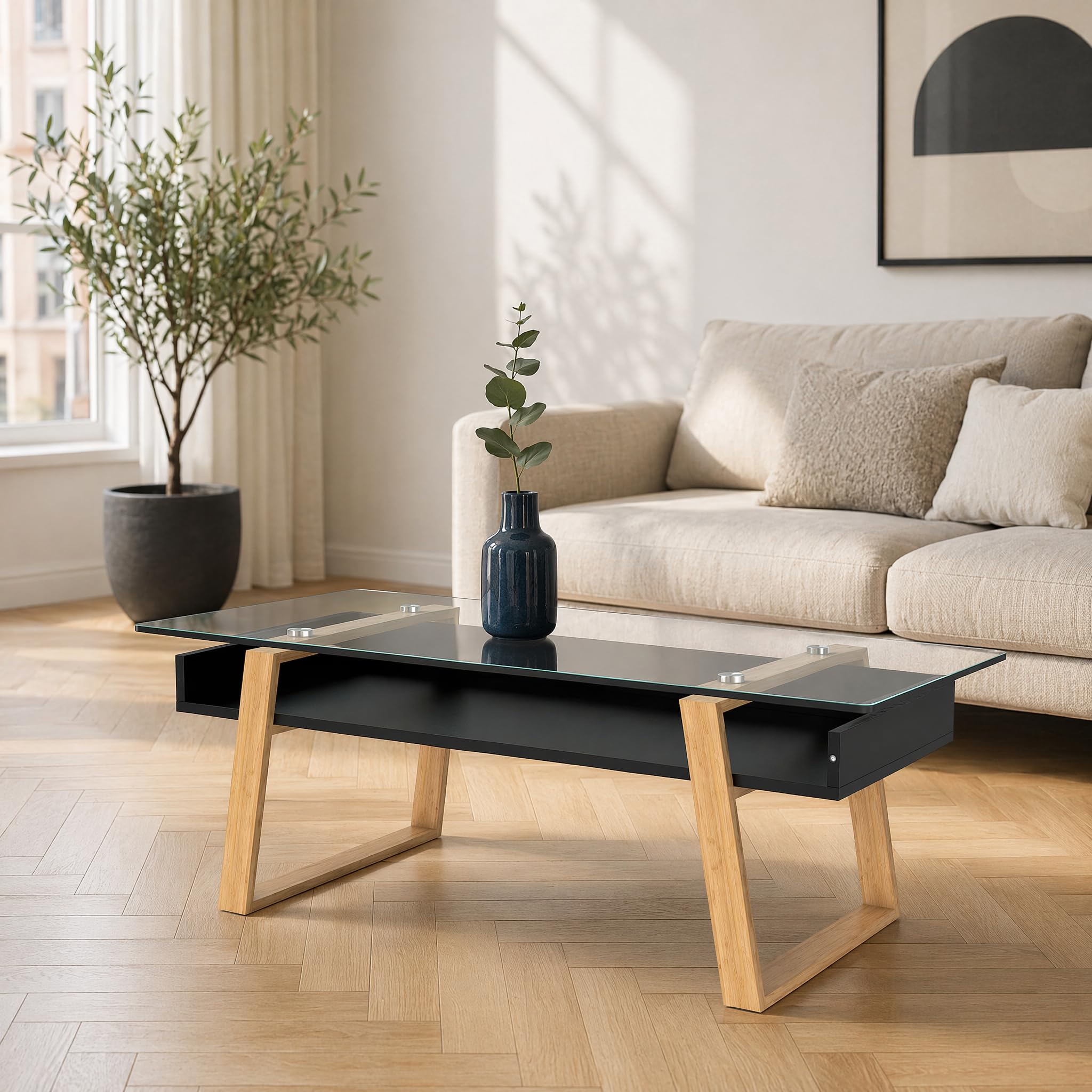 bonVIVO Couchtisch Glas Schwarz mit Bambus – Moderner Glastisch Wohnzimmer mit Ablage 110x55x40 cm – Wohnzimmertisch Schwarz Skandinavischer Couchtisch Holz Glas