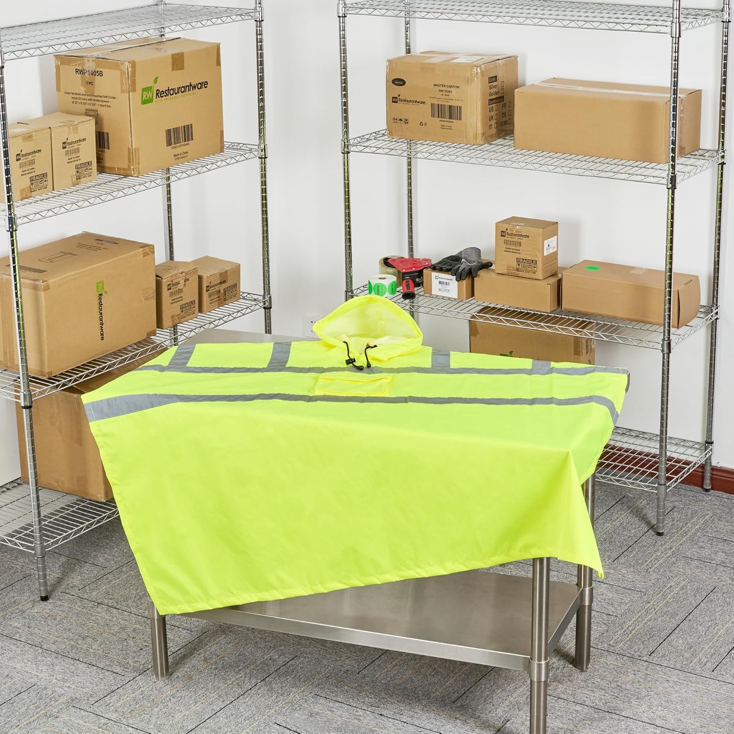 Restaurantware Hi-Vis Poncho - 20 Count - One Size - Plastic Reflective Rain Gear