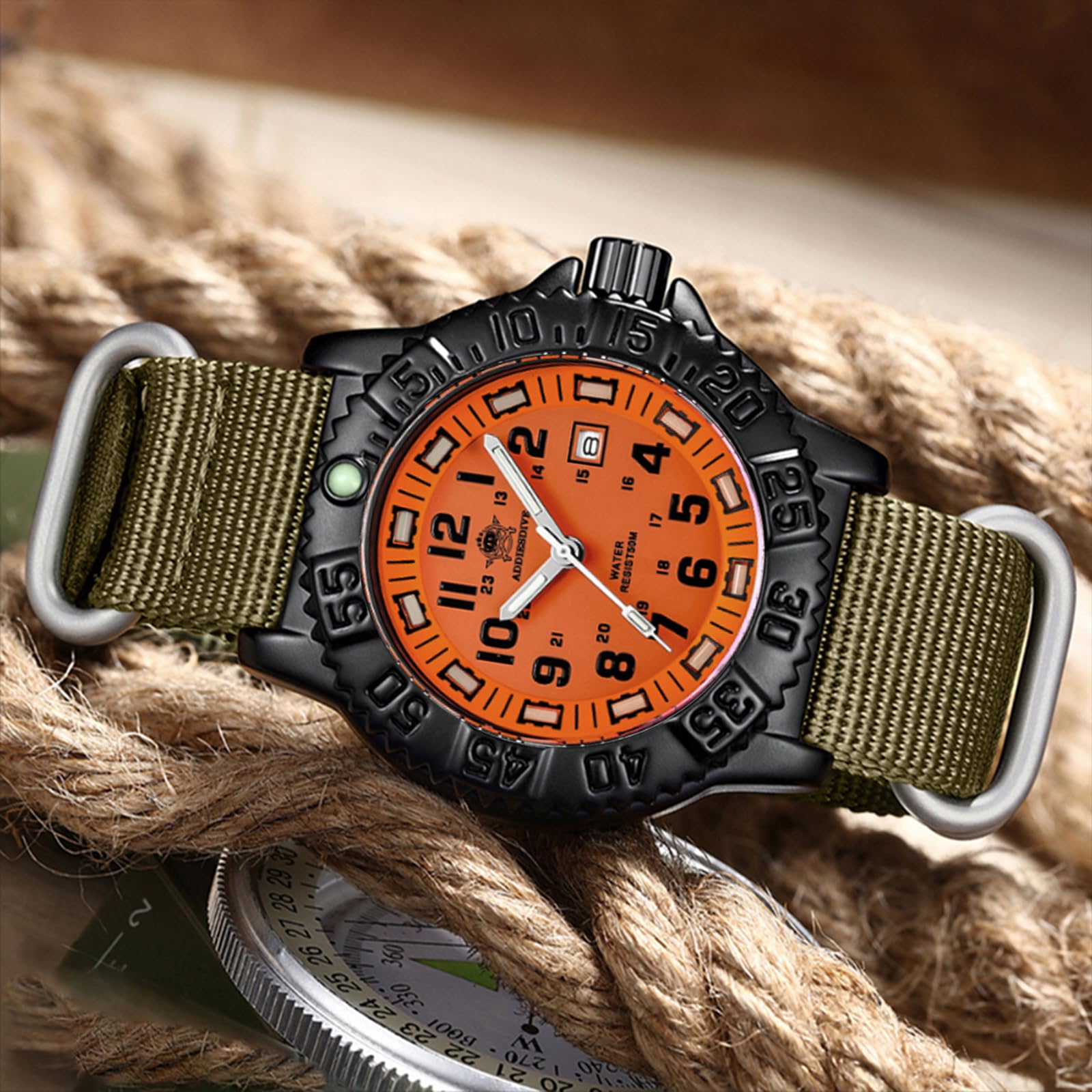 ADDIESDIVE Reloj para hombre con carcasa de aleación mineral, analógico, de cuarzo, bisel giratorio, luminoso, militar, con pulsera de acero inoxidable, correa de nailon verde oliva/caqui