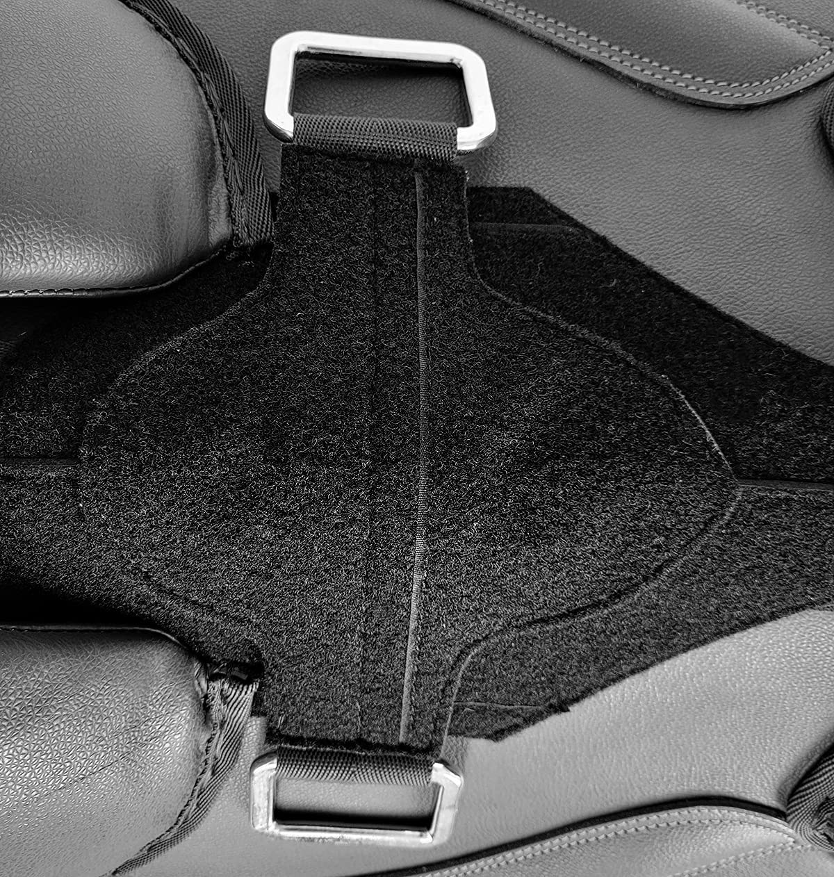 A&M Reitsport Baumloser Wanderreit Sattel 'TRISHUL' aus Nubuckleder Schwarz mit Klettkissen, Größe:17 Zoll