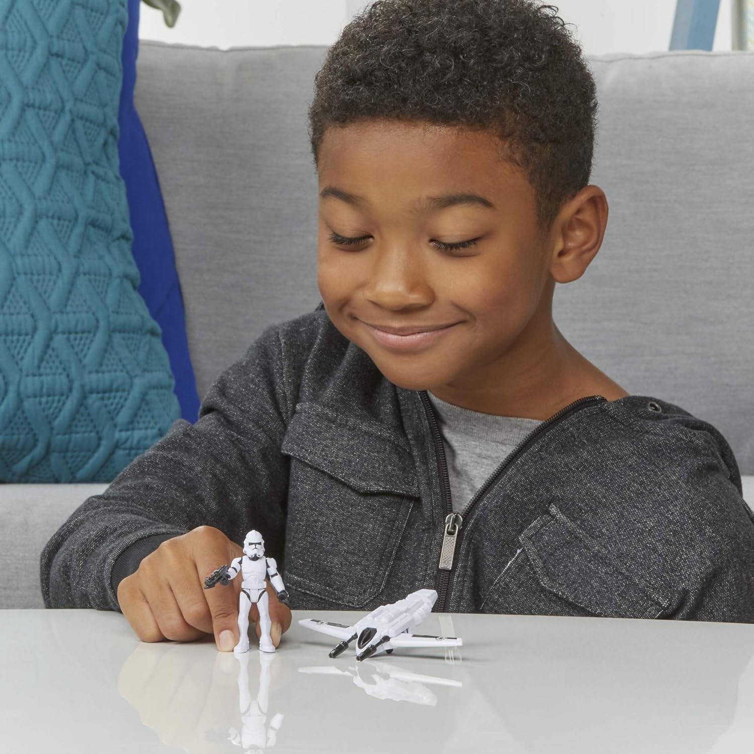 STAR WARS Mission Fleet Gear Class Clone Trooper Arena Rescue 2.5-Inch-Scale Figure and Vehicle, Toys for Kids Ages 4 and Up