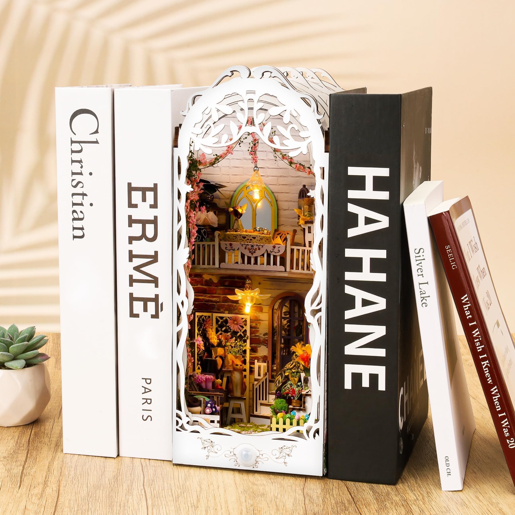 Book Nook Kit Buchstützen, DIY Puppenhäuser Miniatur Haus Kit mit Staubschutzhülle LED-Licht Gartenhaus
