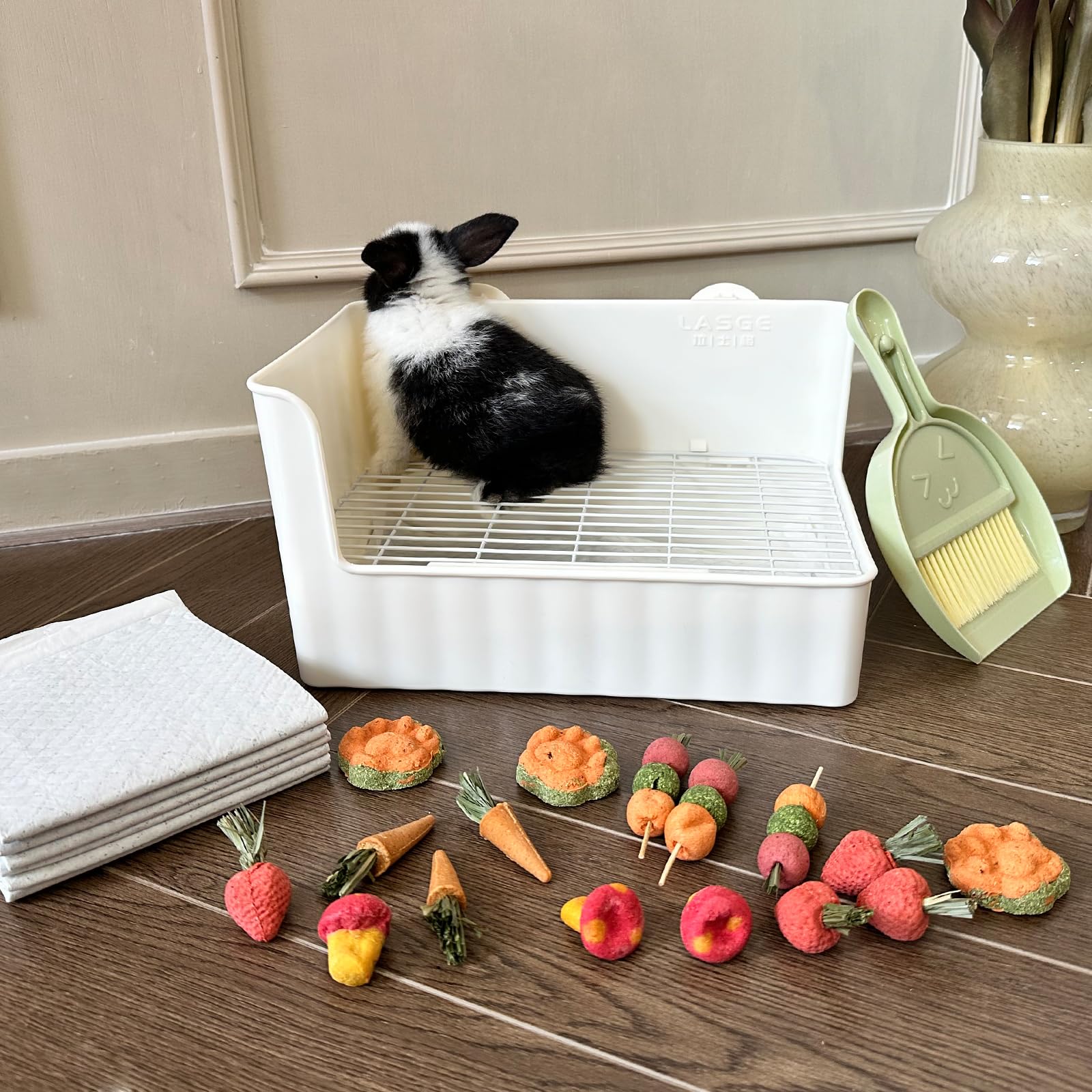 Large Rabbit Litter Box Bunny Potty Training Corner Litter Pan Comes with Liners Rabbit Pee Pads, Small Animal Bedding Toilet for Guinea Pig, Ferret, Hamster, Bunnies (White) - image 6