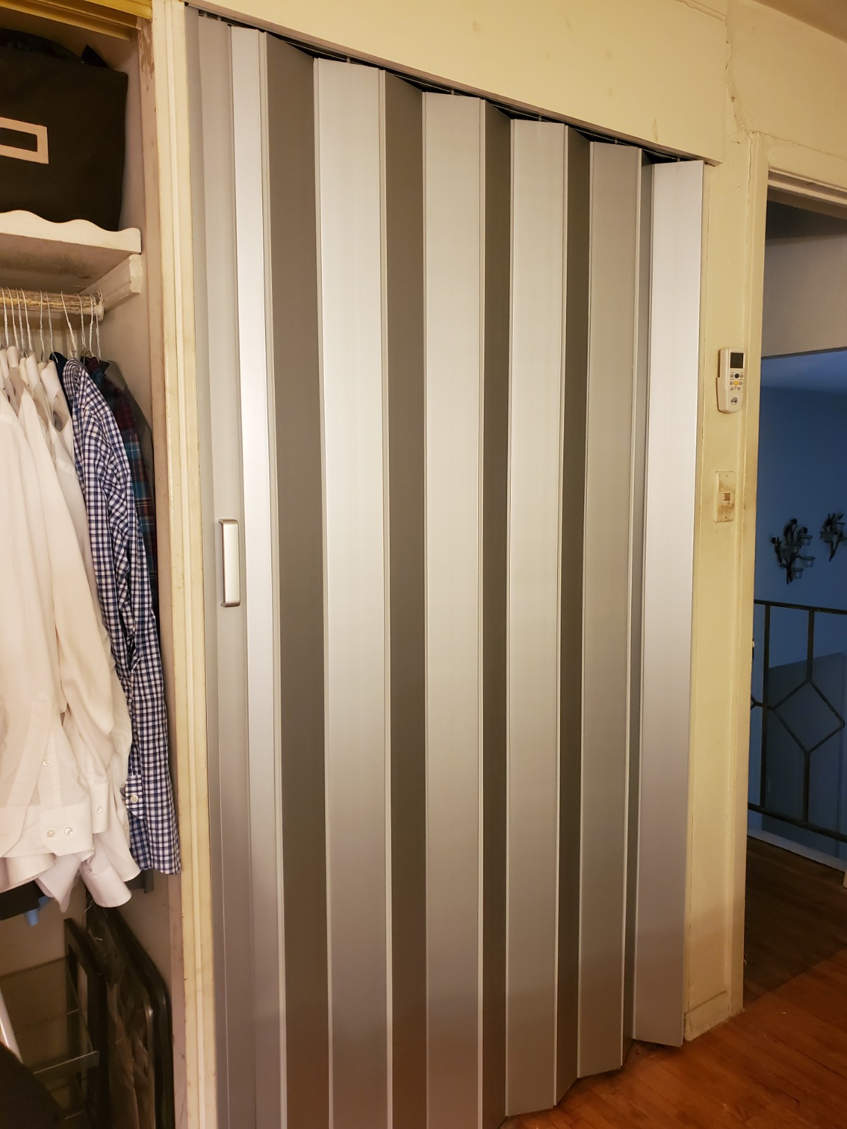 How to Paint a Vinyl Door