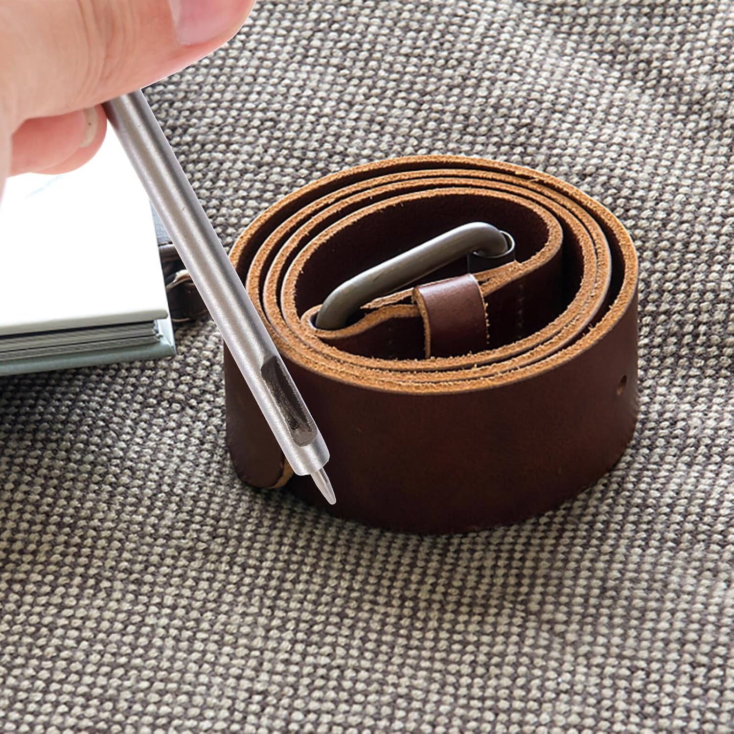 12-pcs Leather Hole Punch Set with Belt Hole Cutter Hollow Punches for Crafting, DIY Leatherwork, and Tools