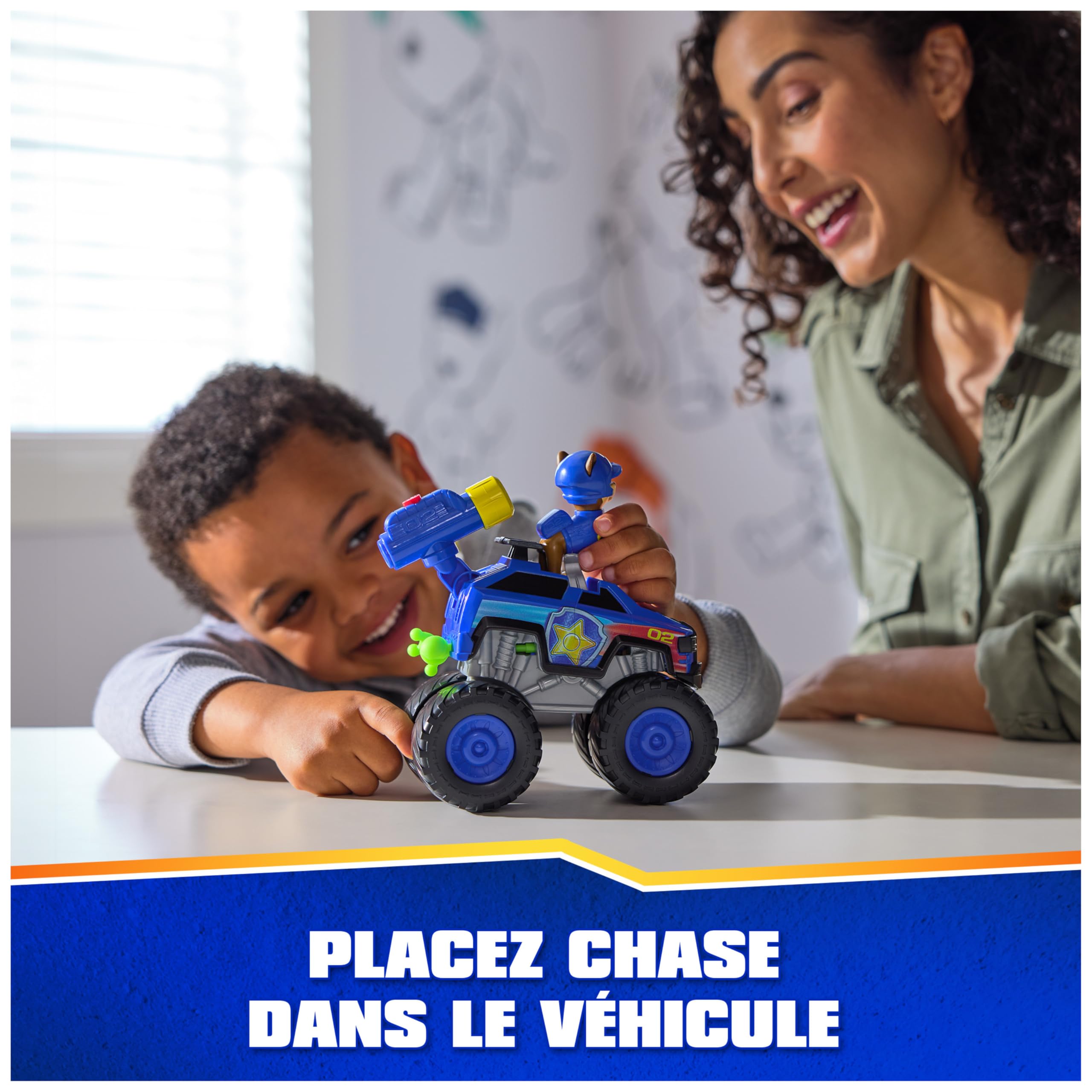 Paw Patrol - Pat Patrouille - Véhicule Figurine Chase Rescue Wheels - Voiture Figurine À Collectionner - 2 Projectiles - Tout-Terrain - Pat Patrouille Jouet - Voiture Enfant - Jouet Enfant 3 Ans Et +