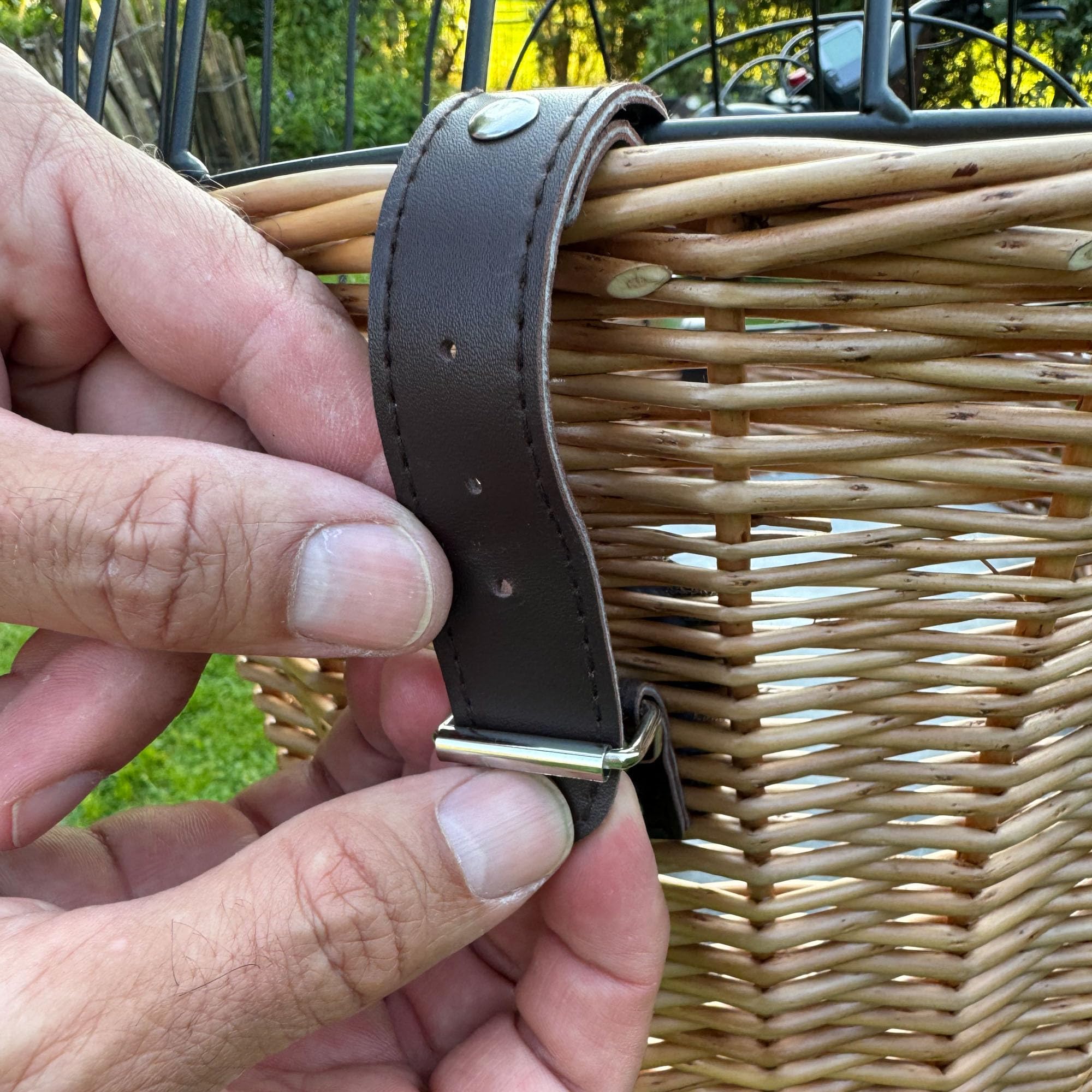 UNUS Cestino per bicicletta per cani in vimini, con copertura a griglia e cuscino, 47 x 29 x 34 cm