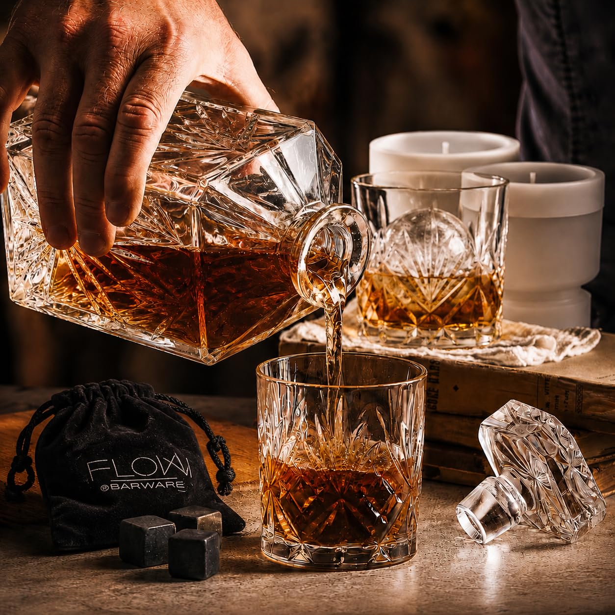 Flow Barware Coffret cadeau carafe à whisky et verres | Carafe à whisky 750 ml, lot de 2 verres à whisky | Pierres à whisky et boîte en bois | Coffret cadeau whisky pour homme