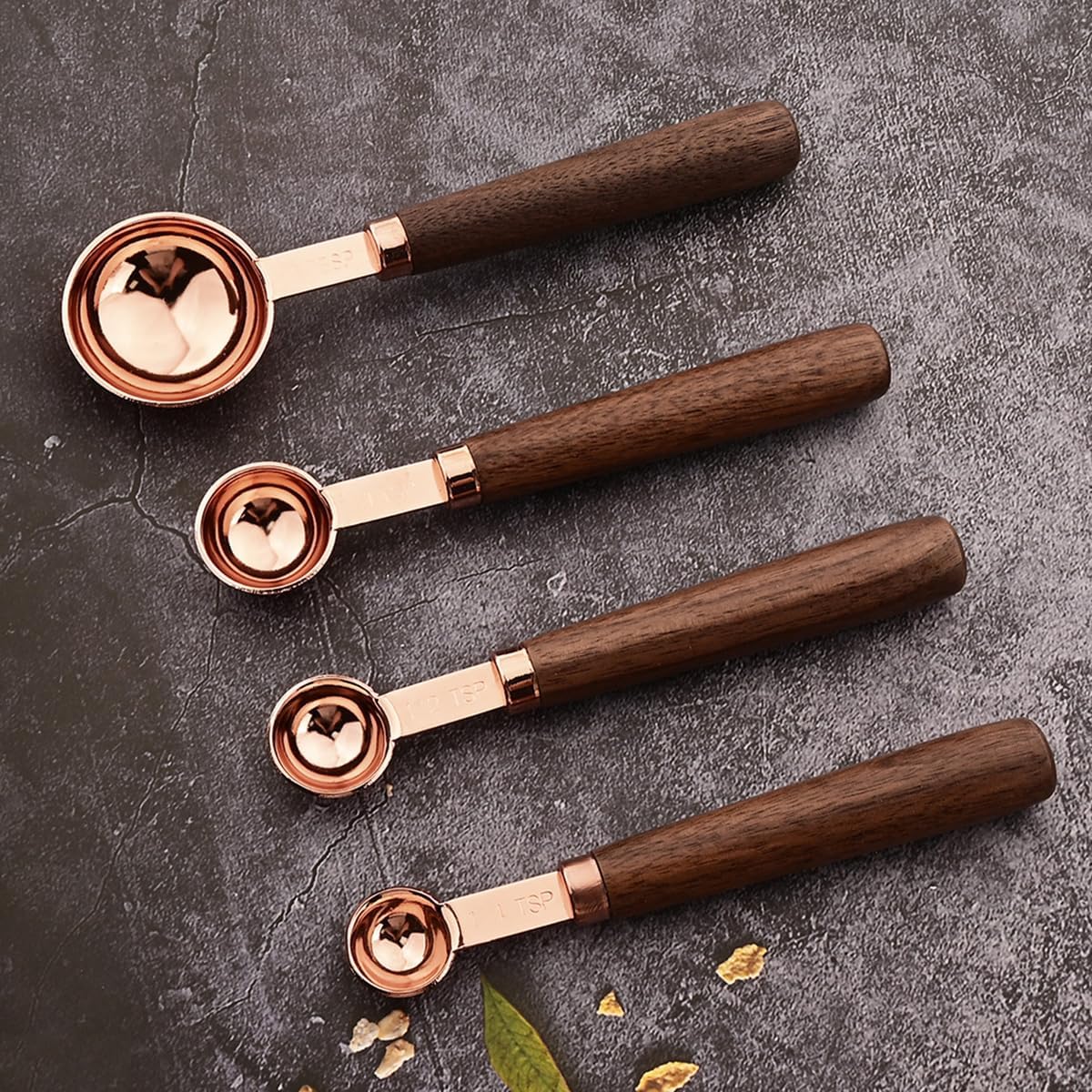 8 pieces Rose Gold Copper Measuring Cups Set and Measuring Spoons Set with Scale, BRIIEC Wooden Handle Stainless Steel Dry & Liquid Measuring Cup for Cooking Baking